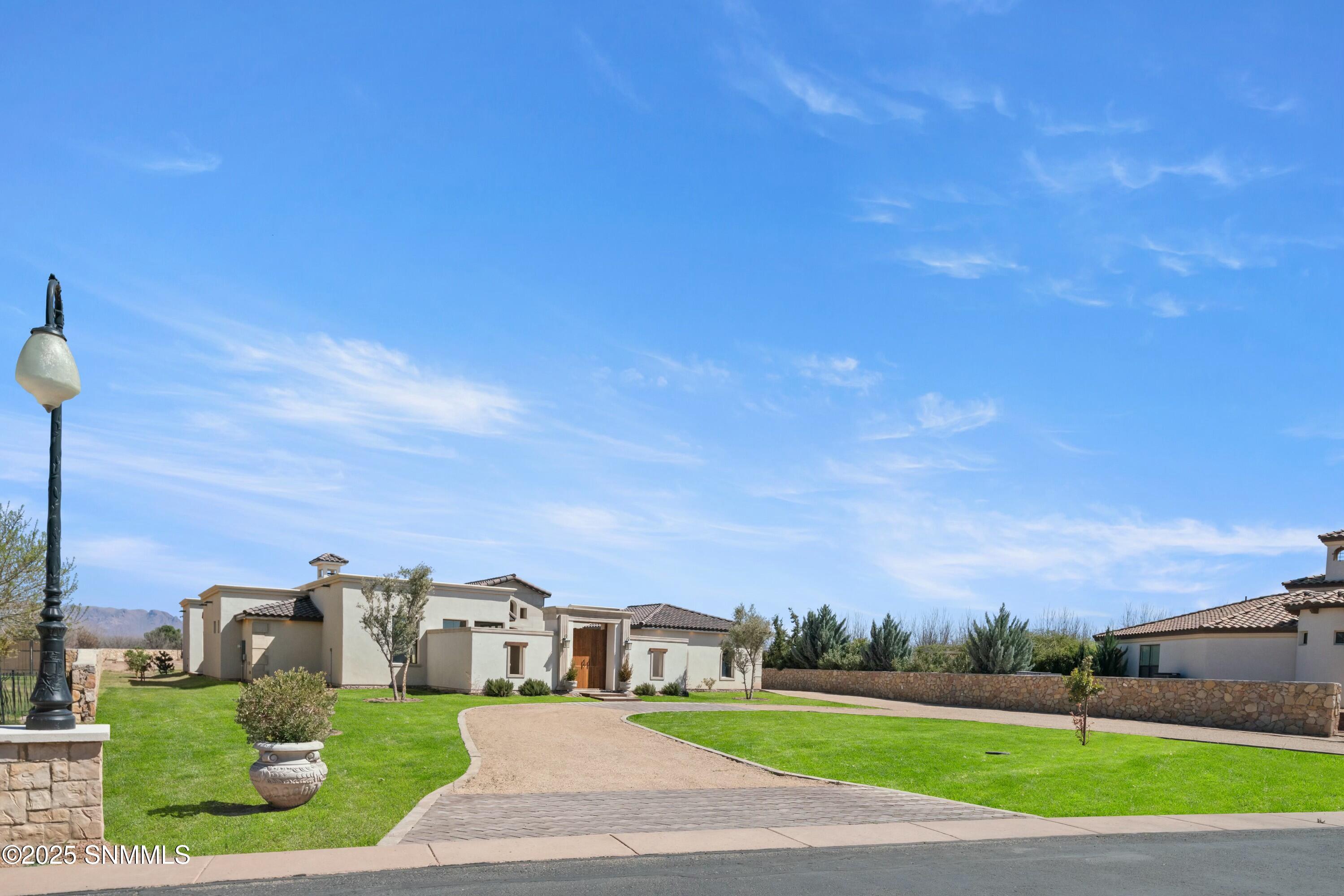 Mesilla Park Mosaic Real Estate Listings Main Image