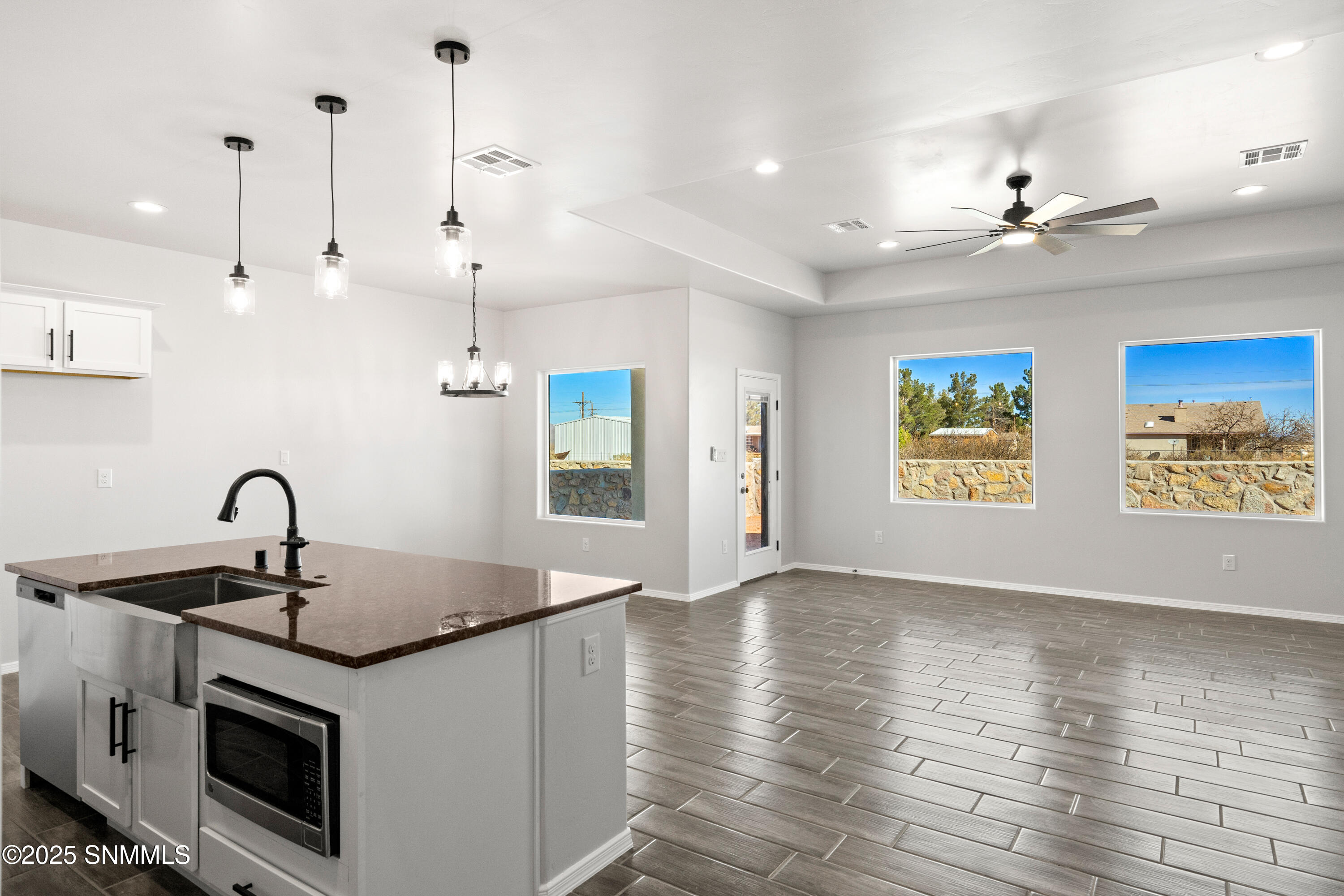 5974 Diaz Loop Property Photo 6