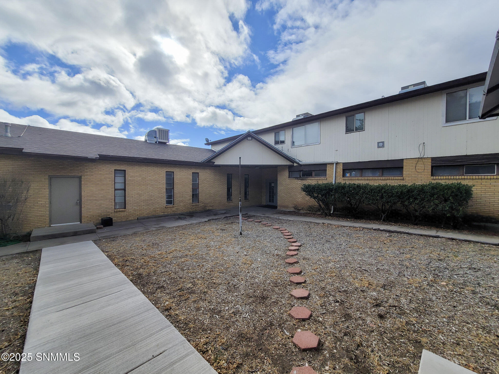 1120 West Street Property Photo