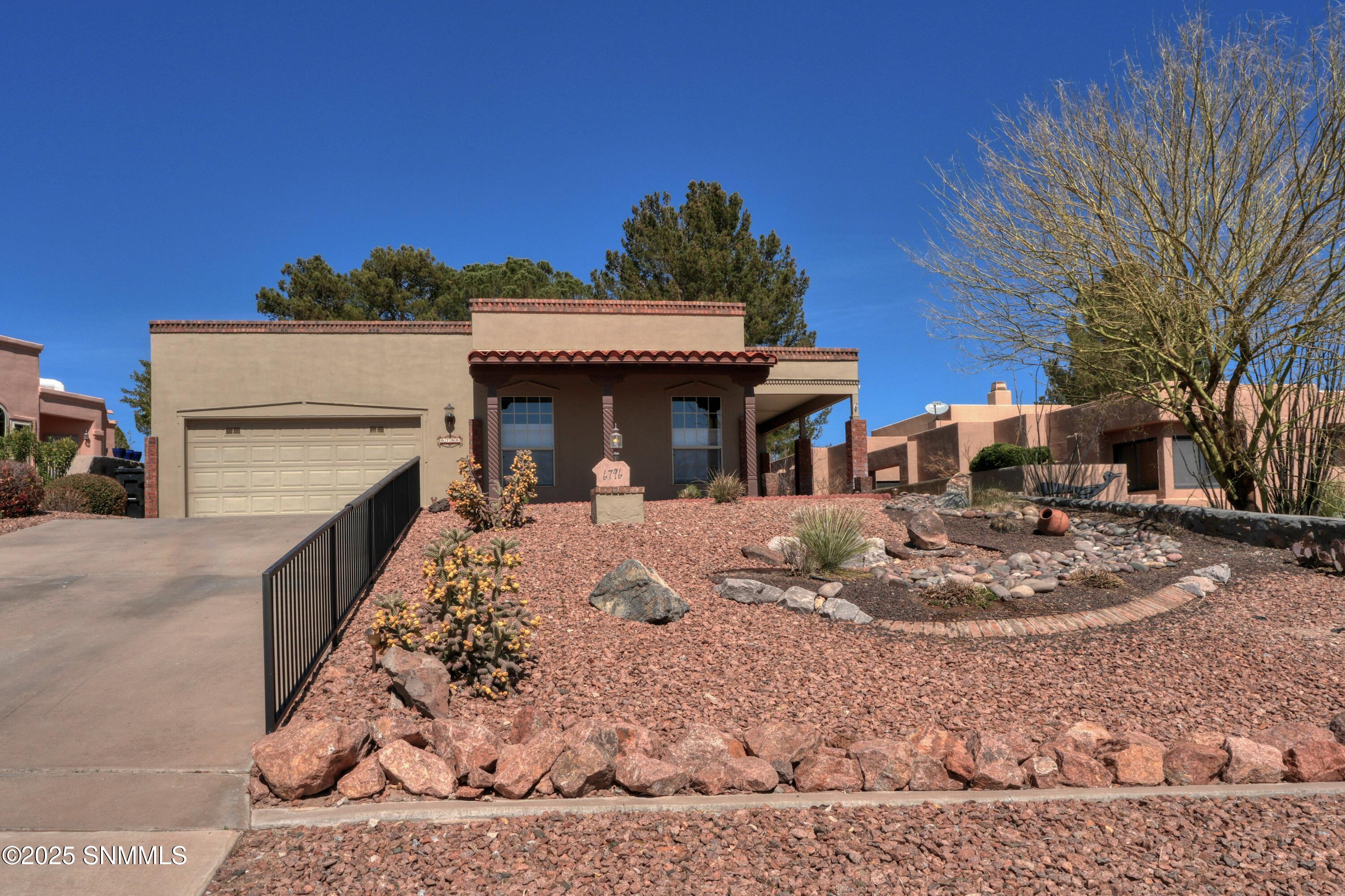 6796 Via Campestre Property Photo 1