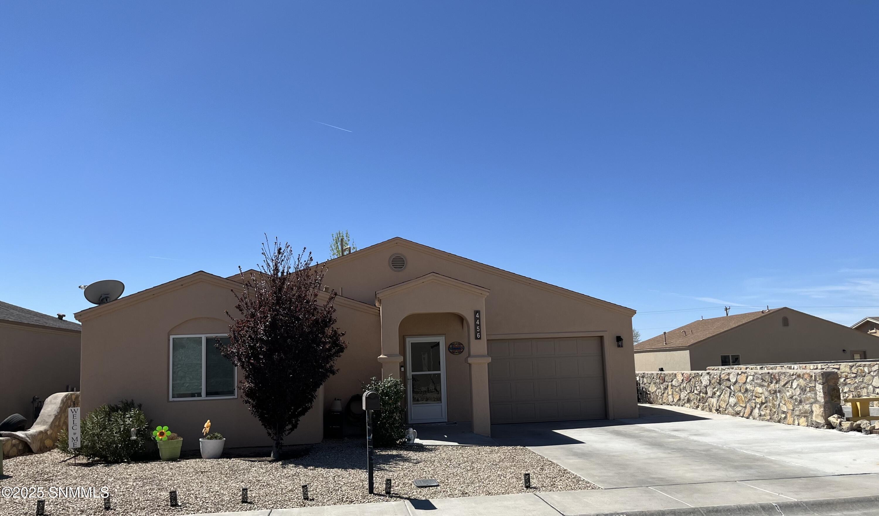 4456 Valle Del Luz Circle Property Photo 1