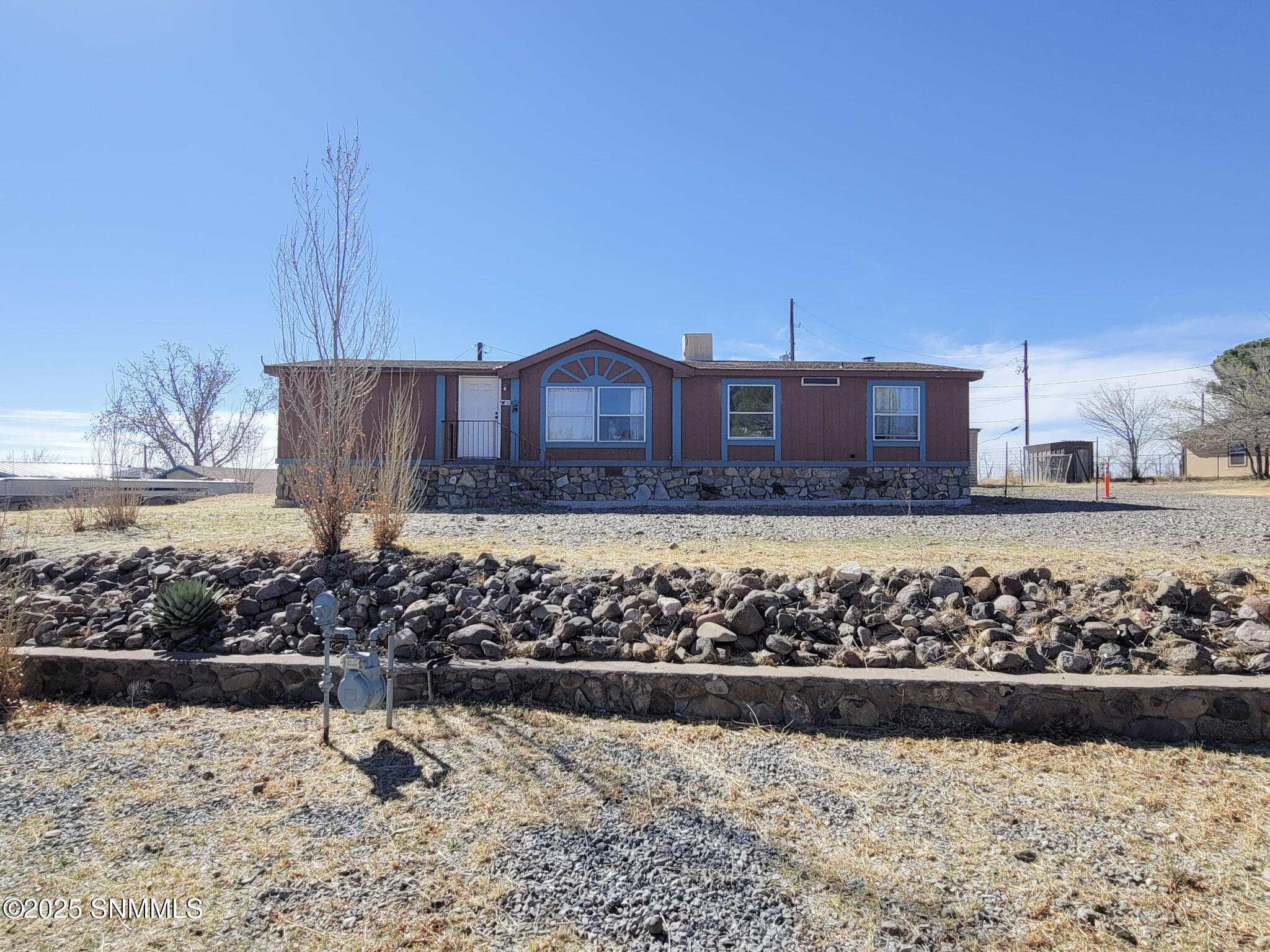 104 E 17th Street Property Photo