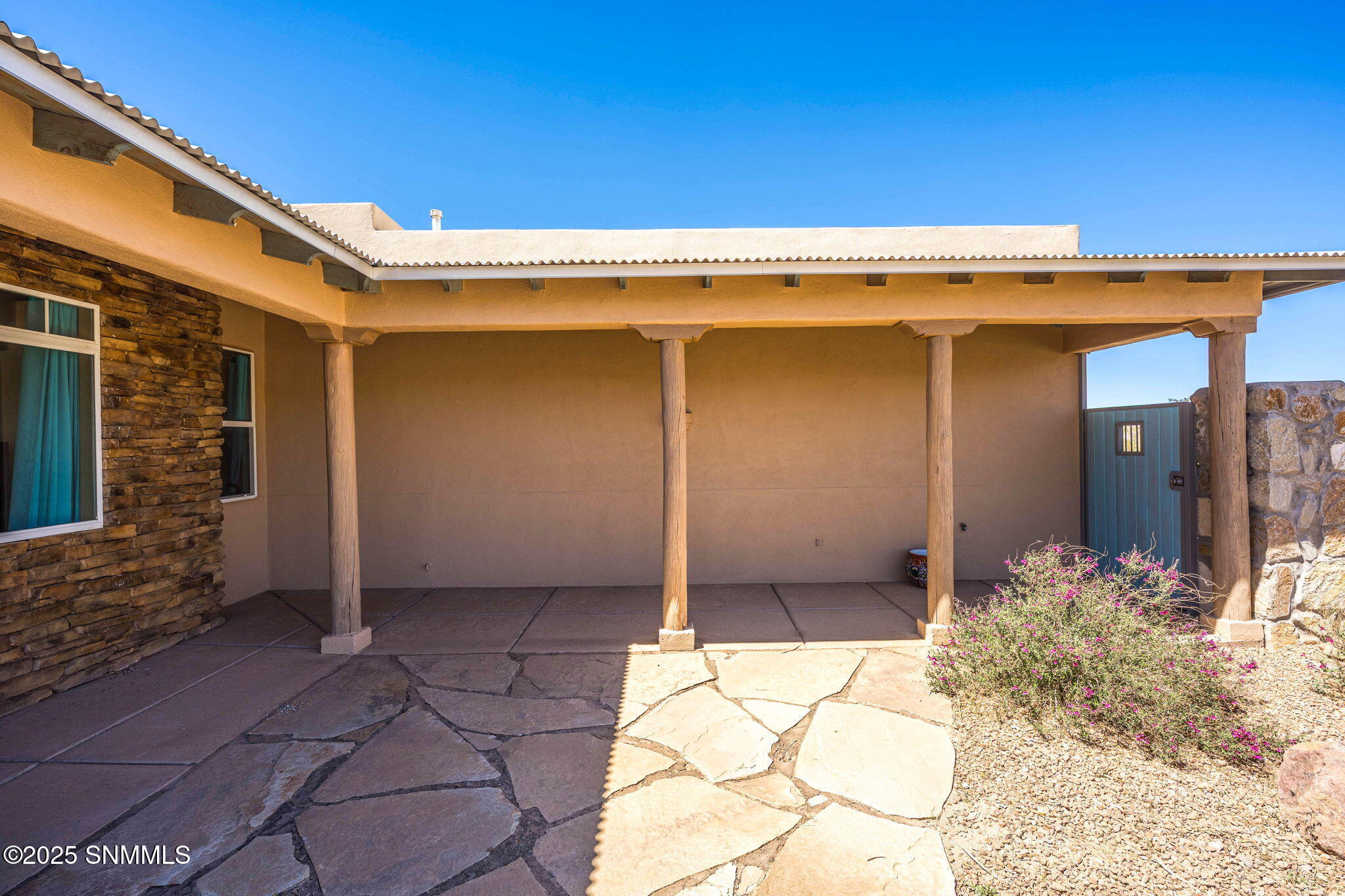 5040 Rock House Road Property Photo 7