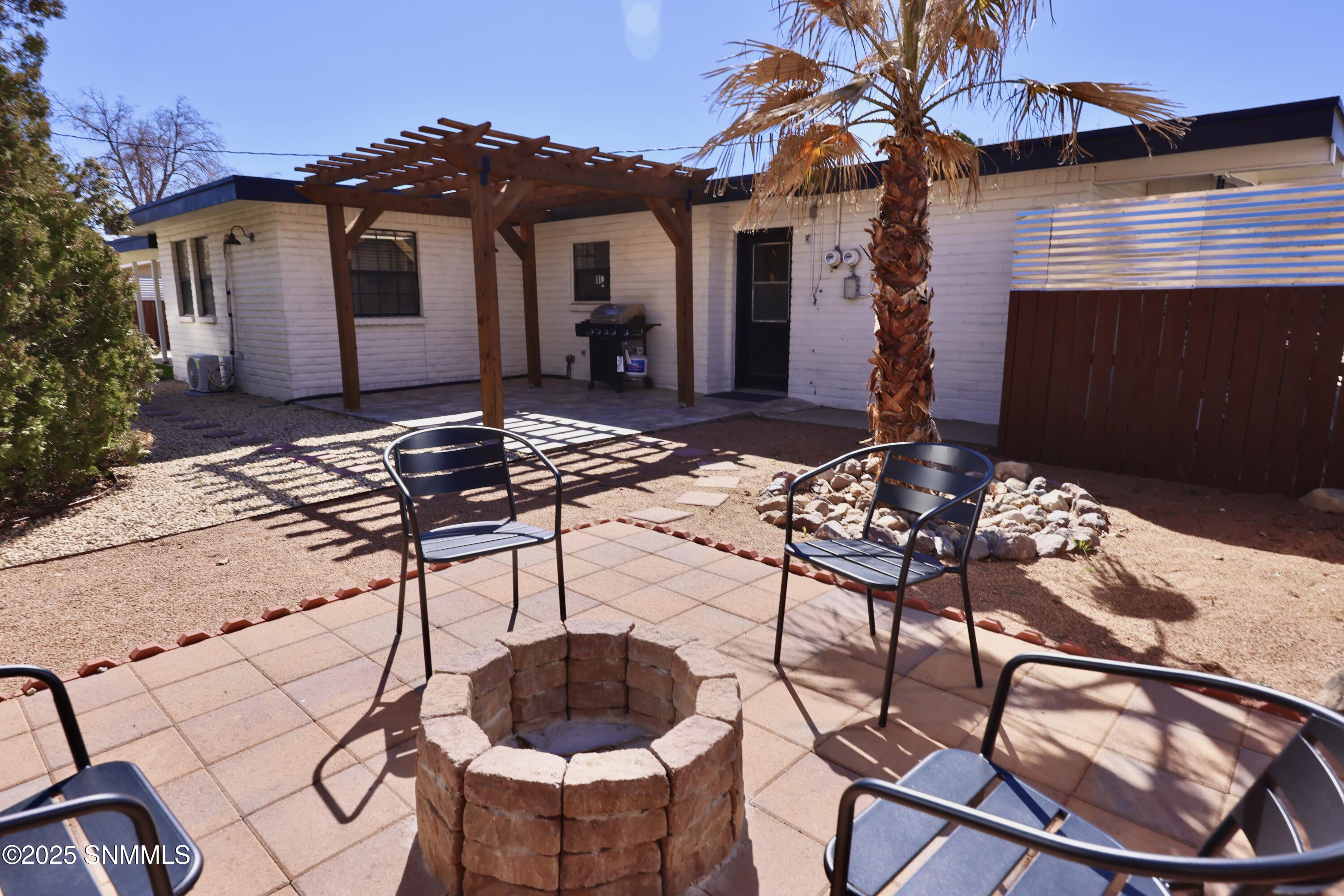 320 Capri Arc Property Photo