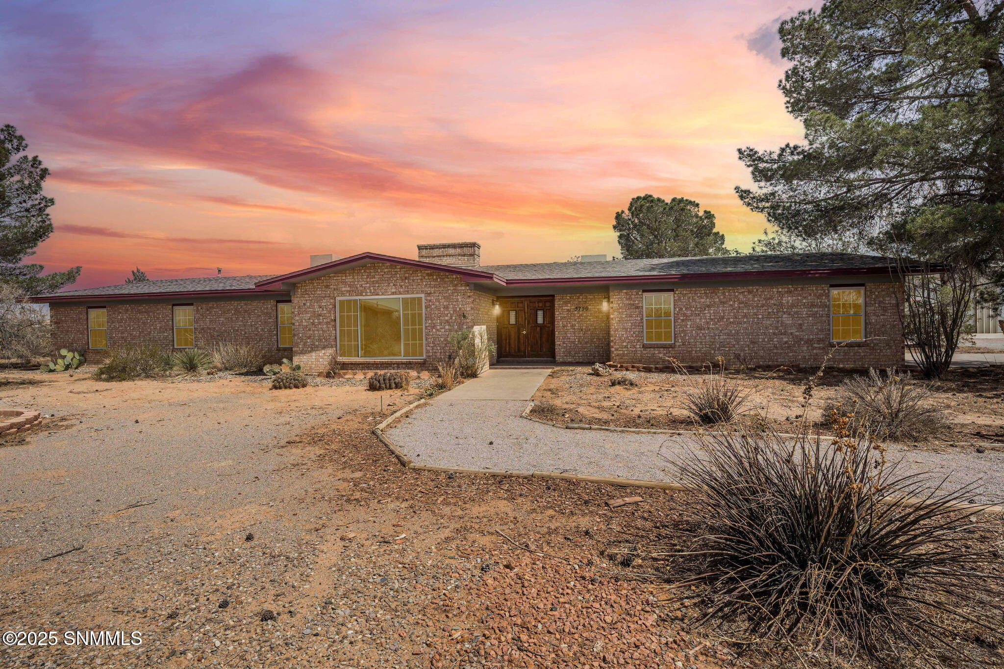 5750 Shadow Hills Road Property Photo
