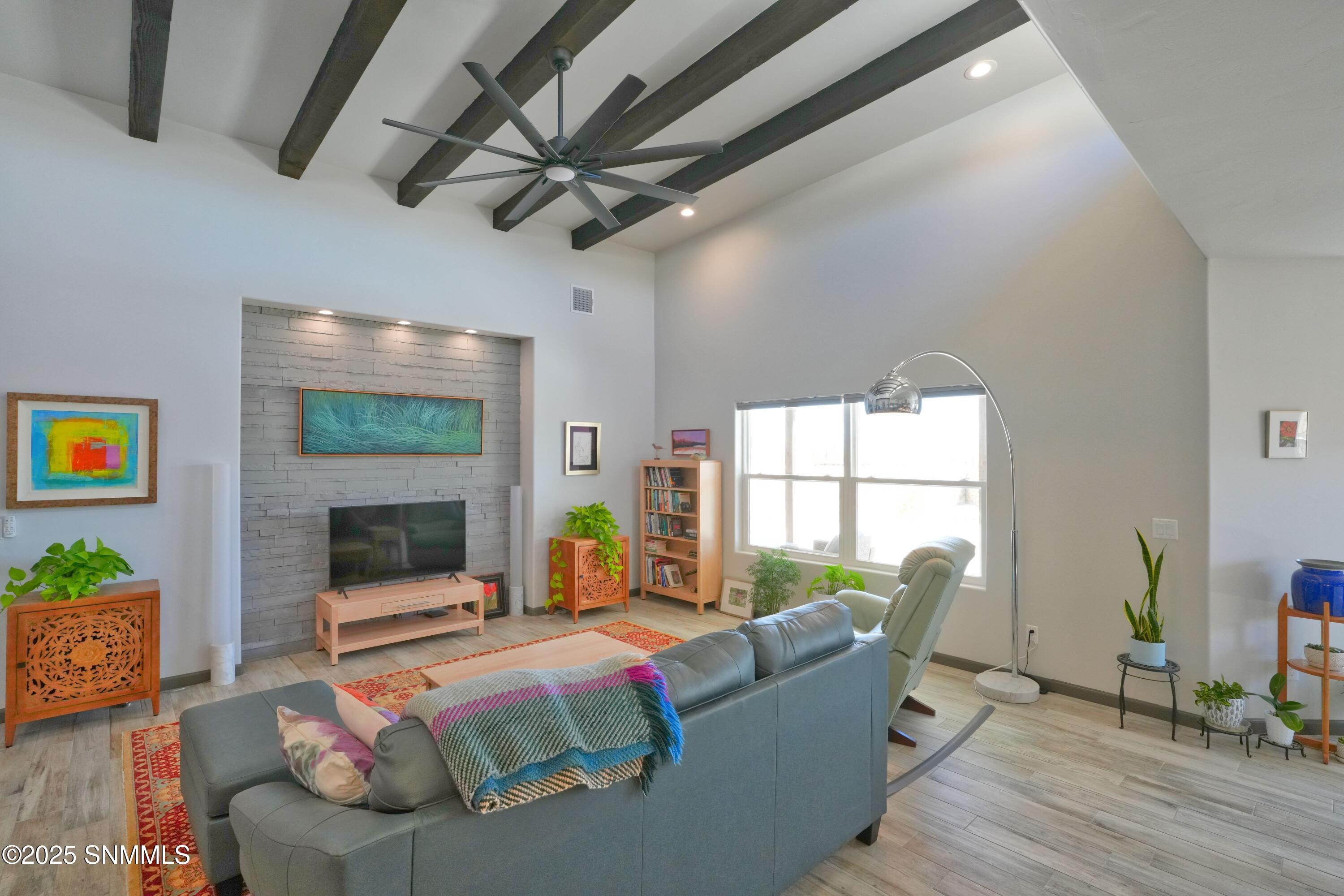 8275 Pissarro Drive Property Photo 8
