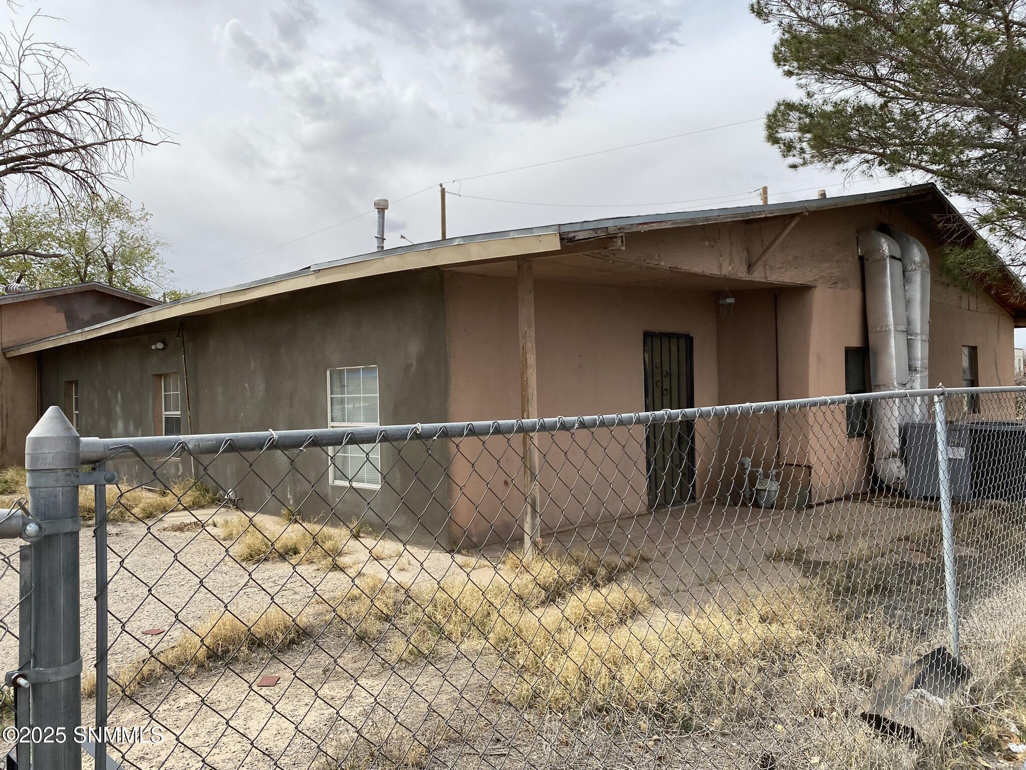 290 Florida Avenue Property Photo