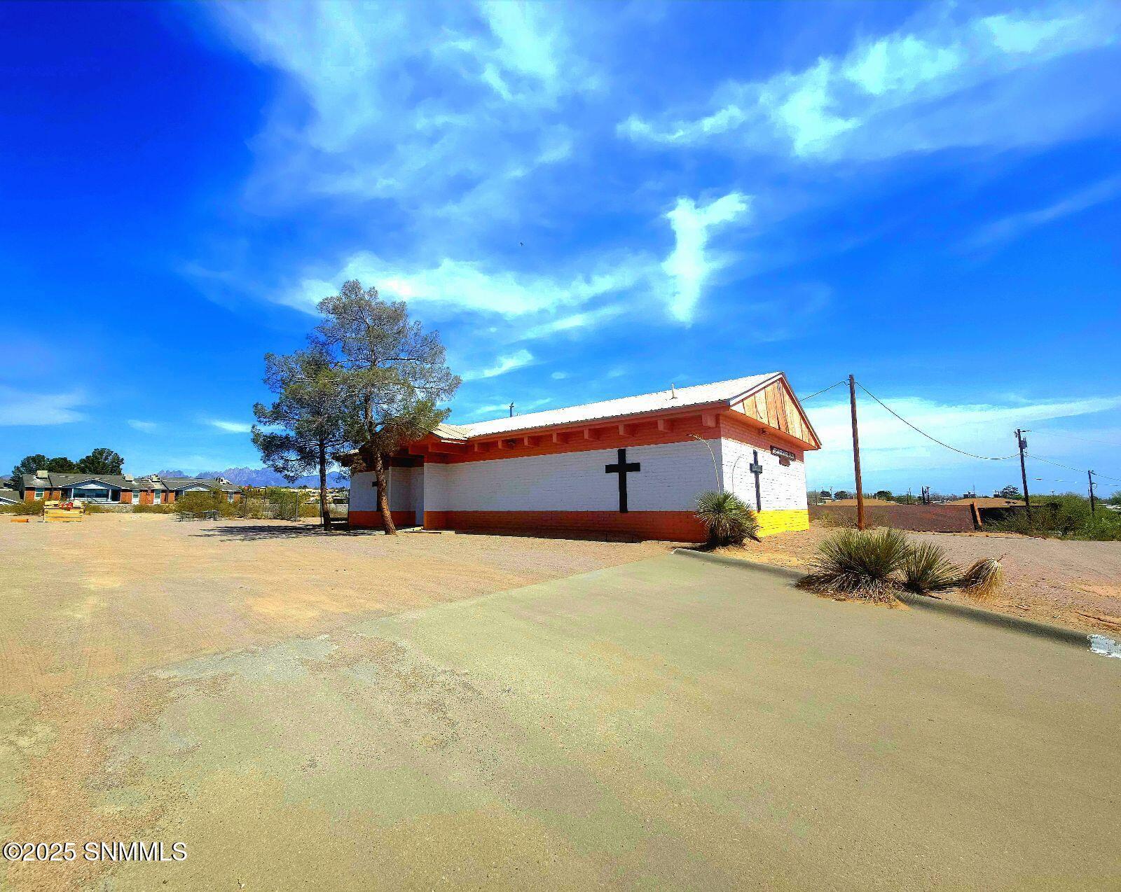 955 S Walnut Street Property Photo