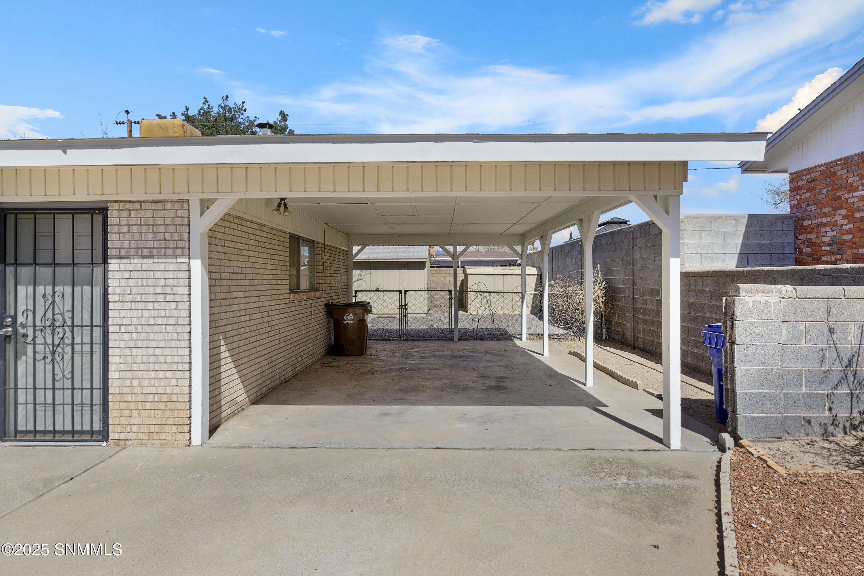 1615 Mariposa Drive Property Photo 7