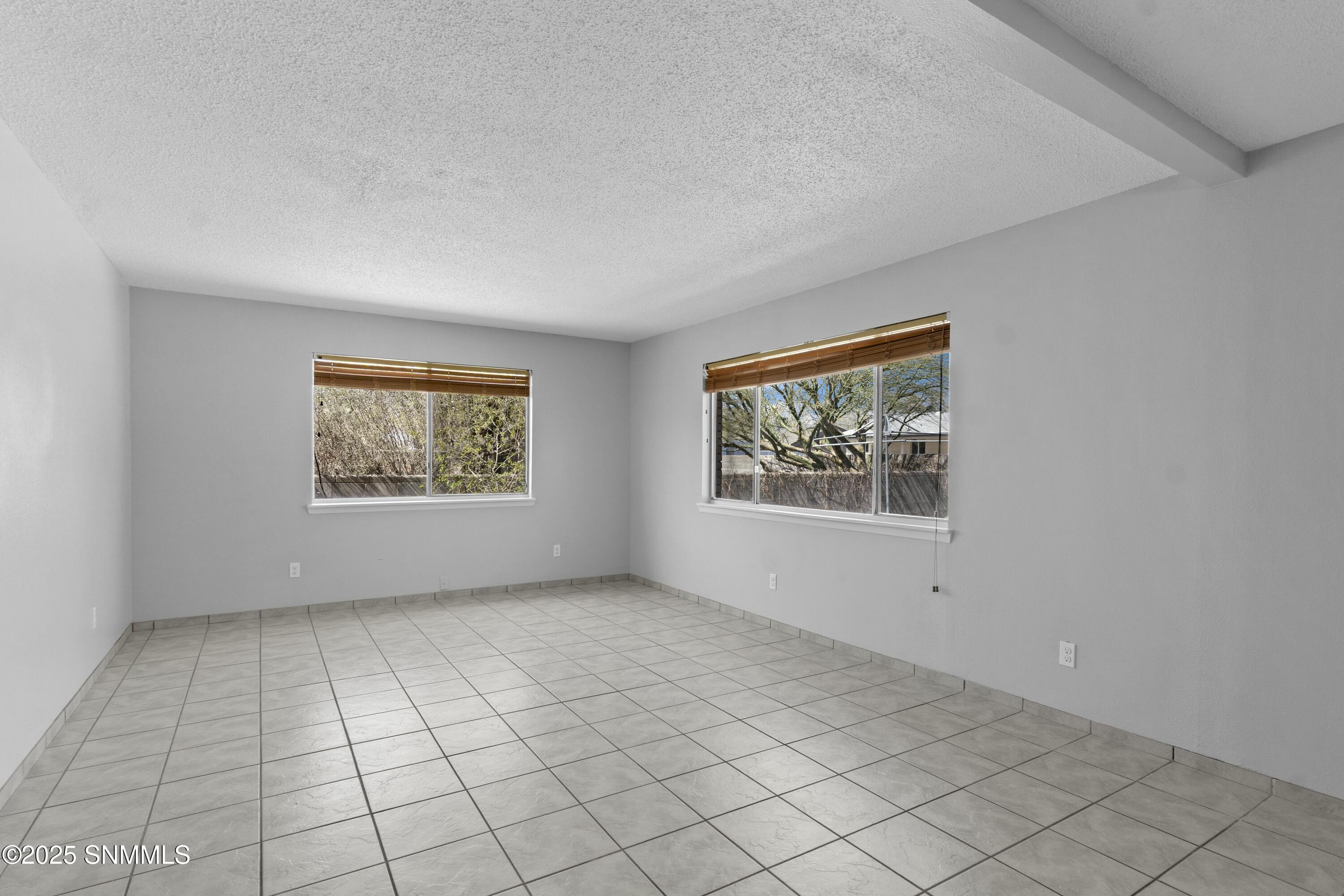 1615 Mariposa Drive Property Photo 25