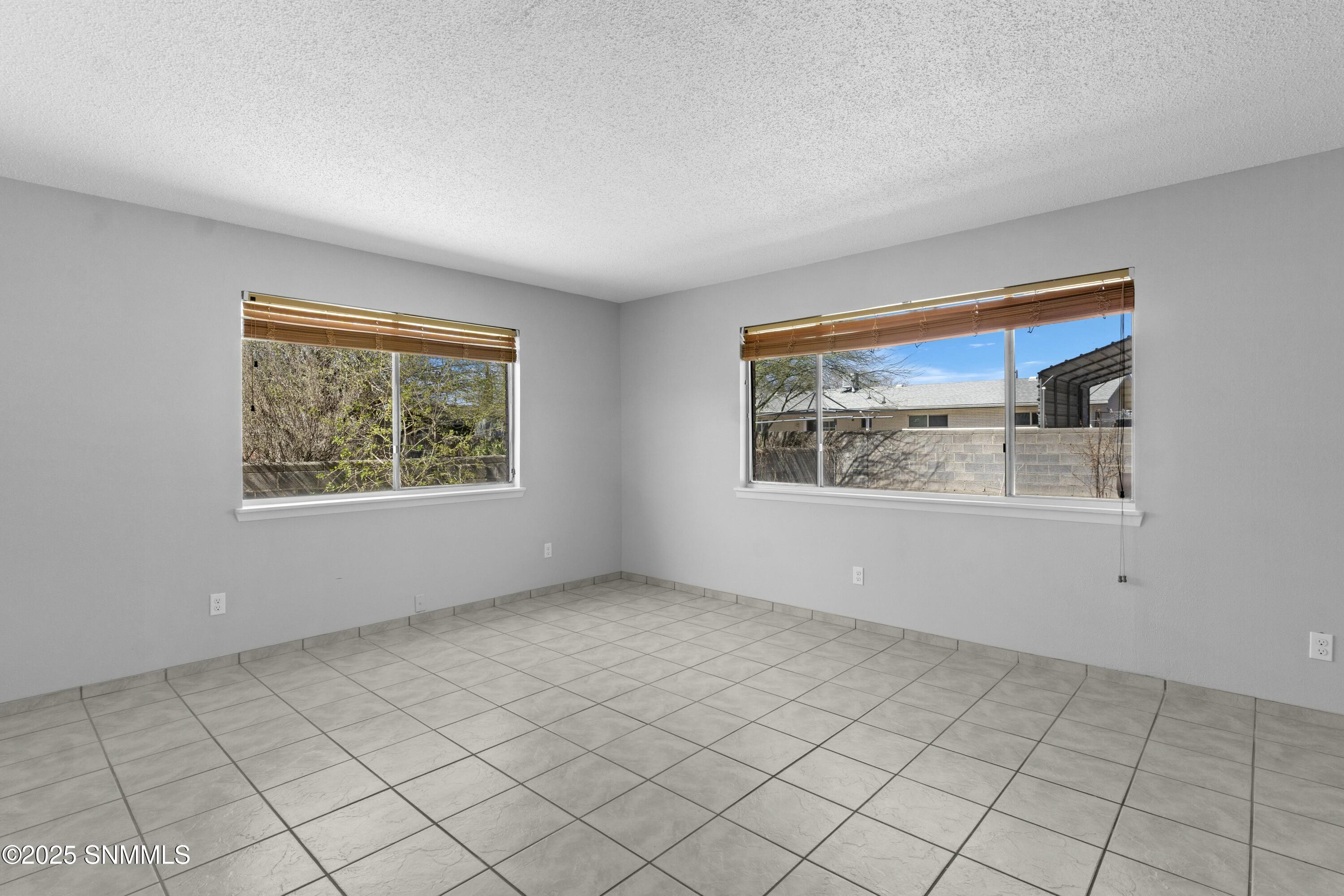 1615 Mariposa Drive Property Photo 28
