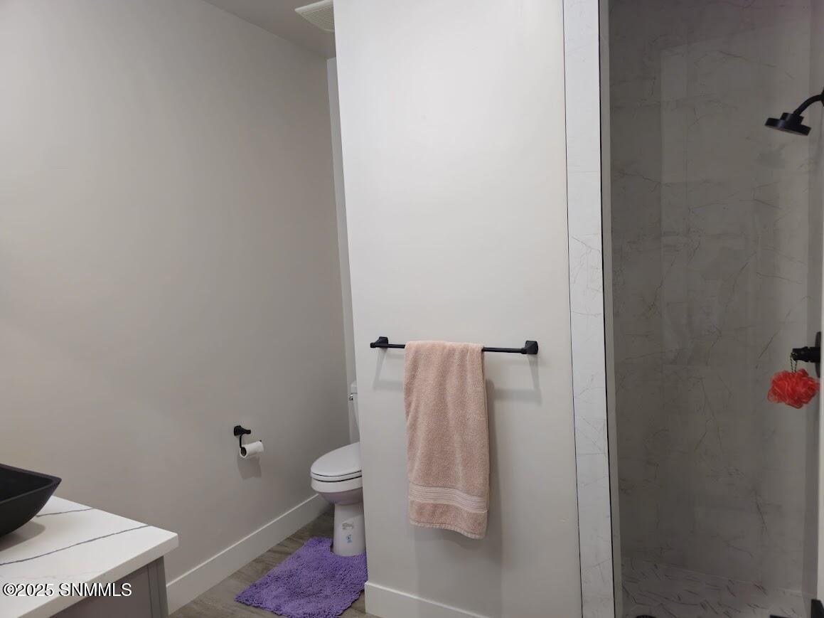 7557 Sussex Court Property Photo 18
