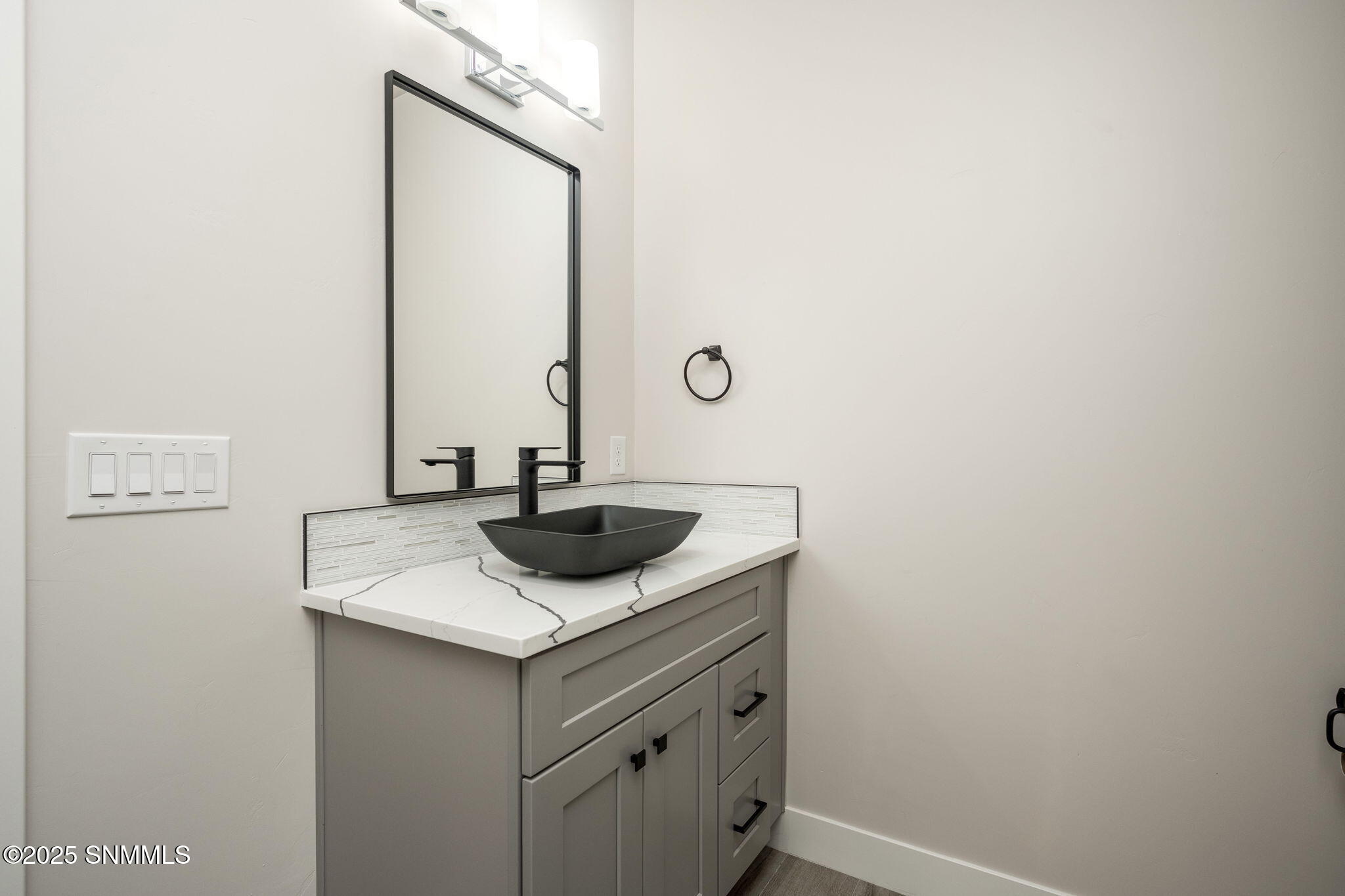 7557 Sussex Court Property Photo 38