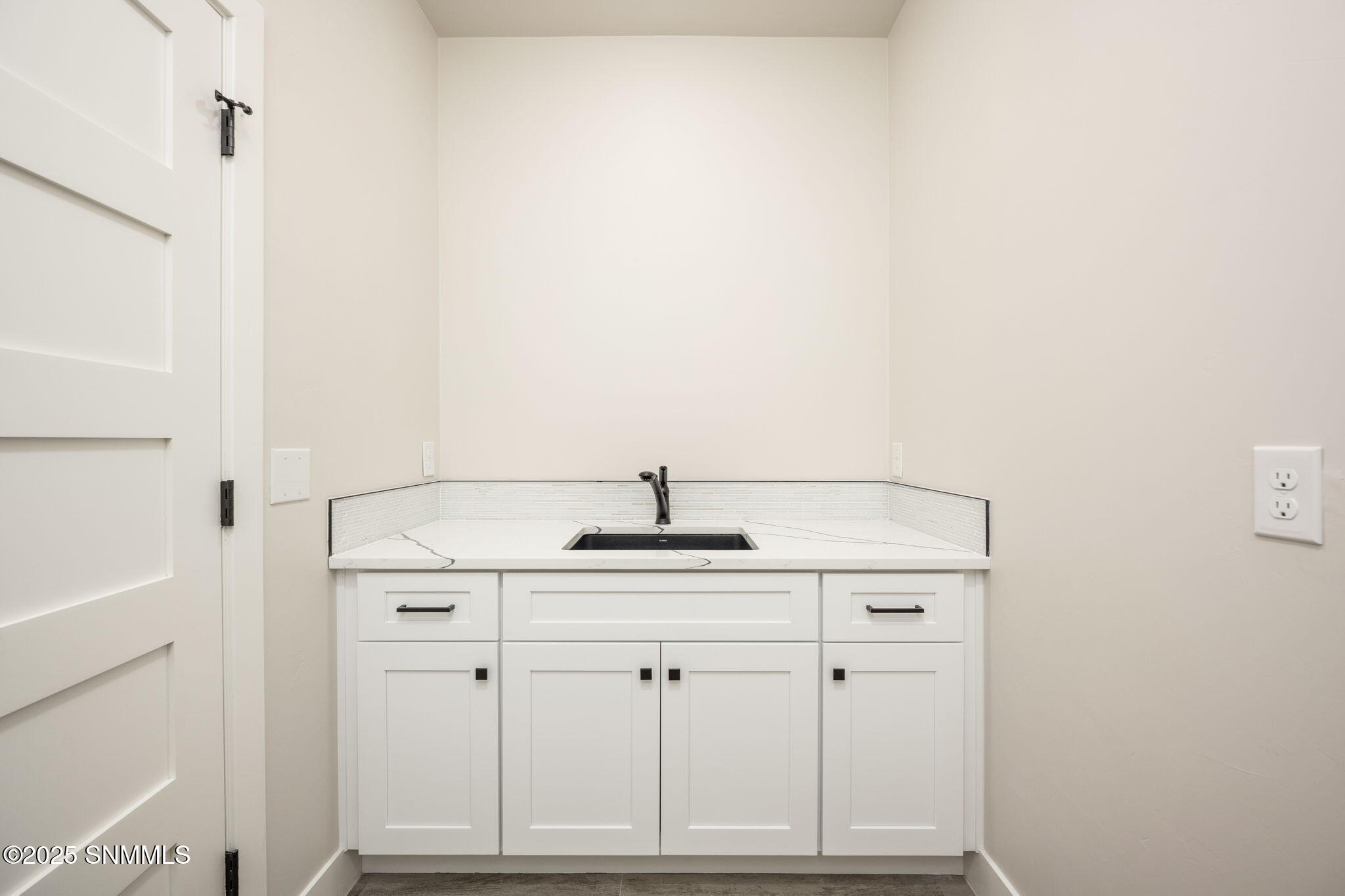 7557 Sussex Court Property Photo 42
