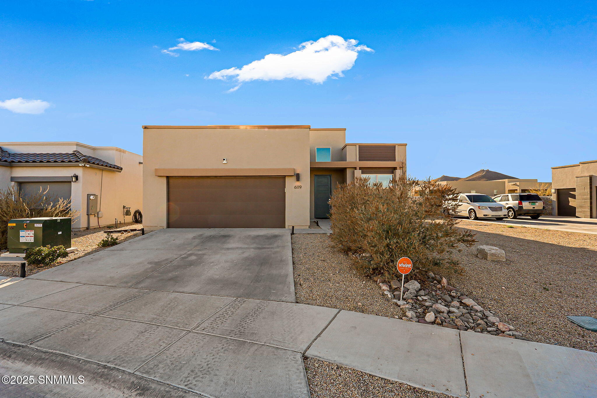 6119 Andromeda Loop Property Photo 1