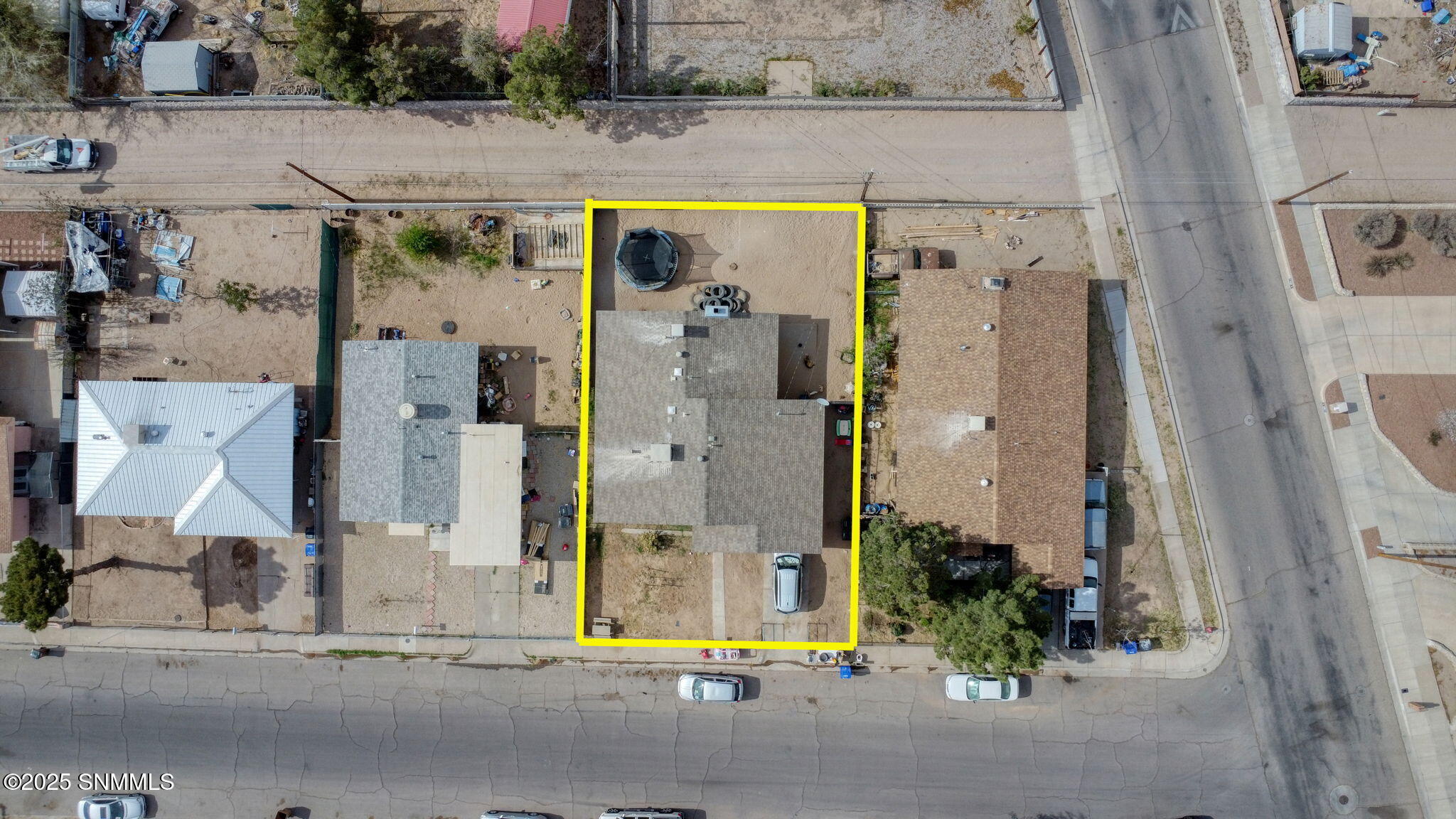 1235 Poplar Avenue Property Photo