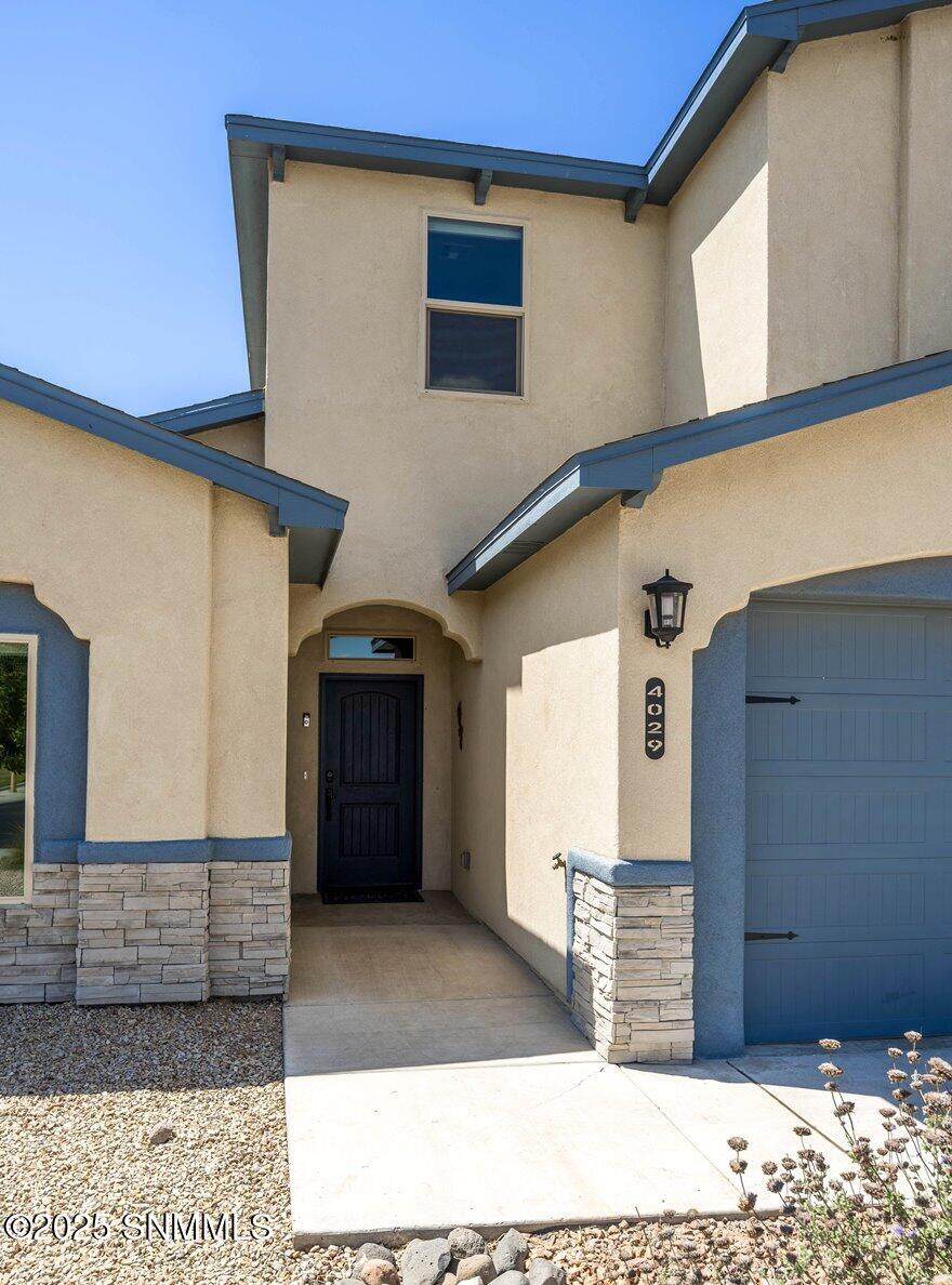4029 Pacific Loop Property Photo 2