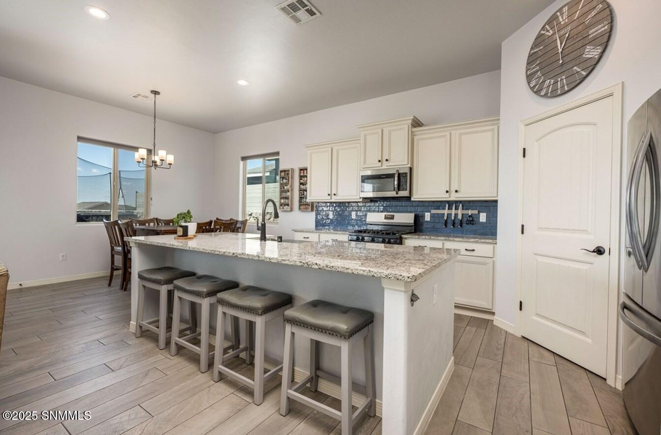 4029 Pacific Loop Property Photo 10