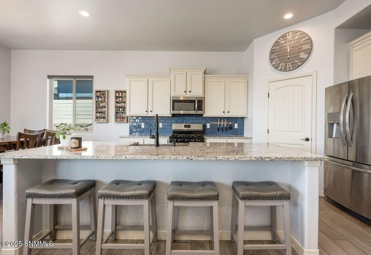4029 Pacific Loop Property Photo 11