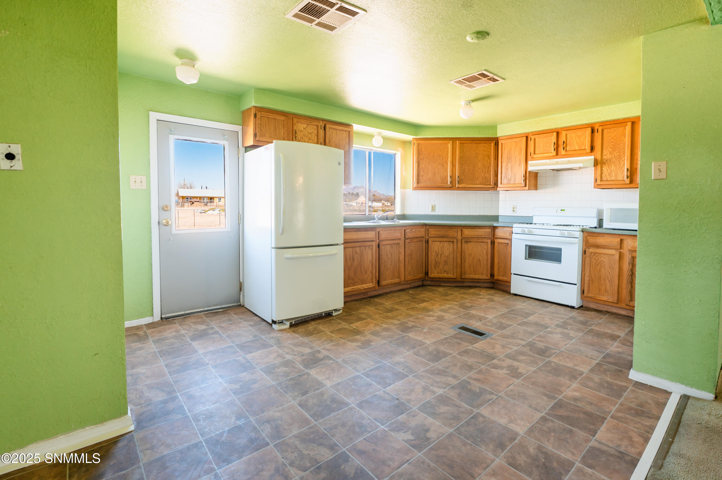 680 D Banegas Road Property Photo 12