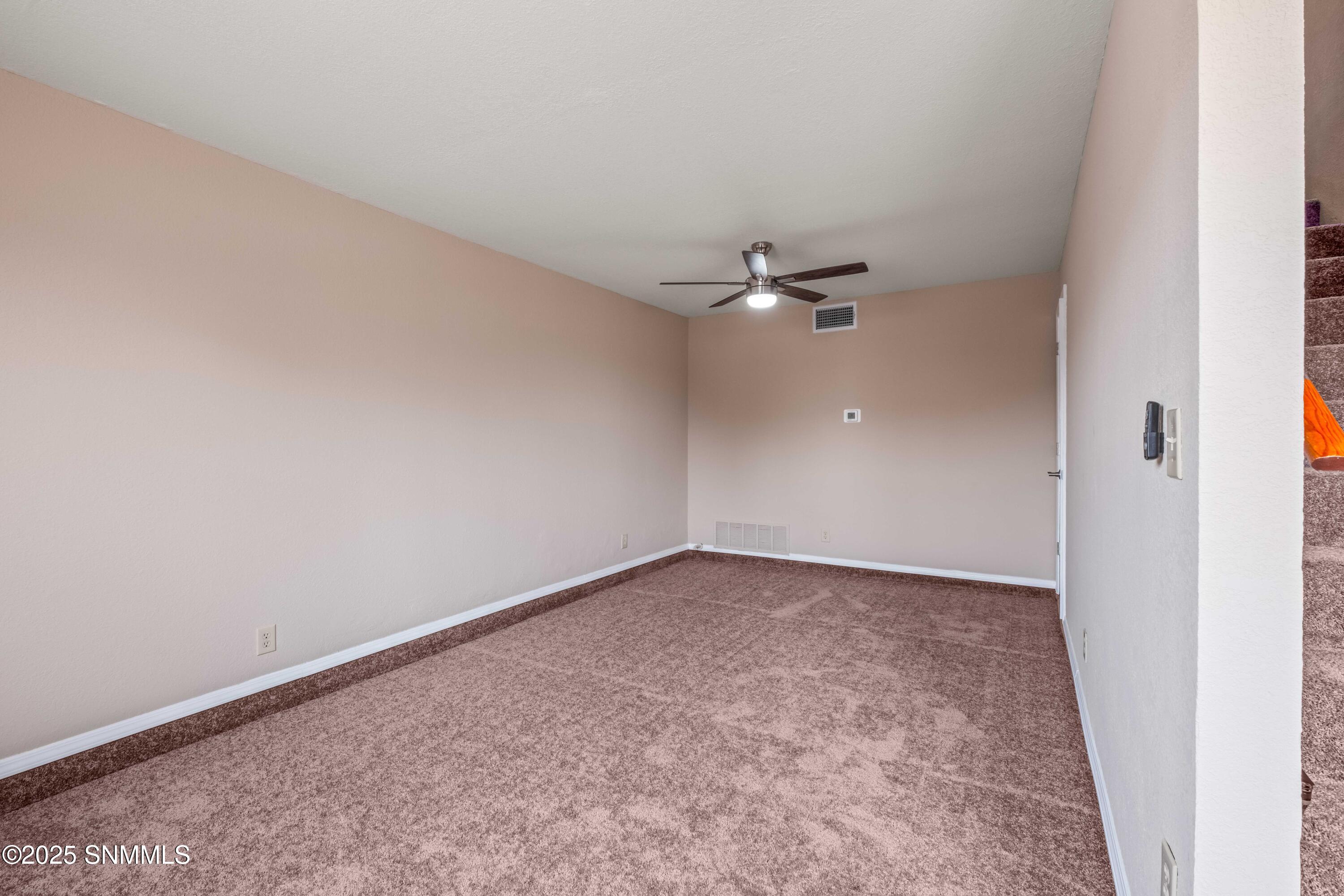 2081 Nehemiah Court Property Photo 6