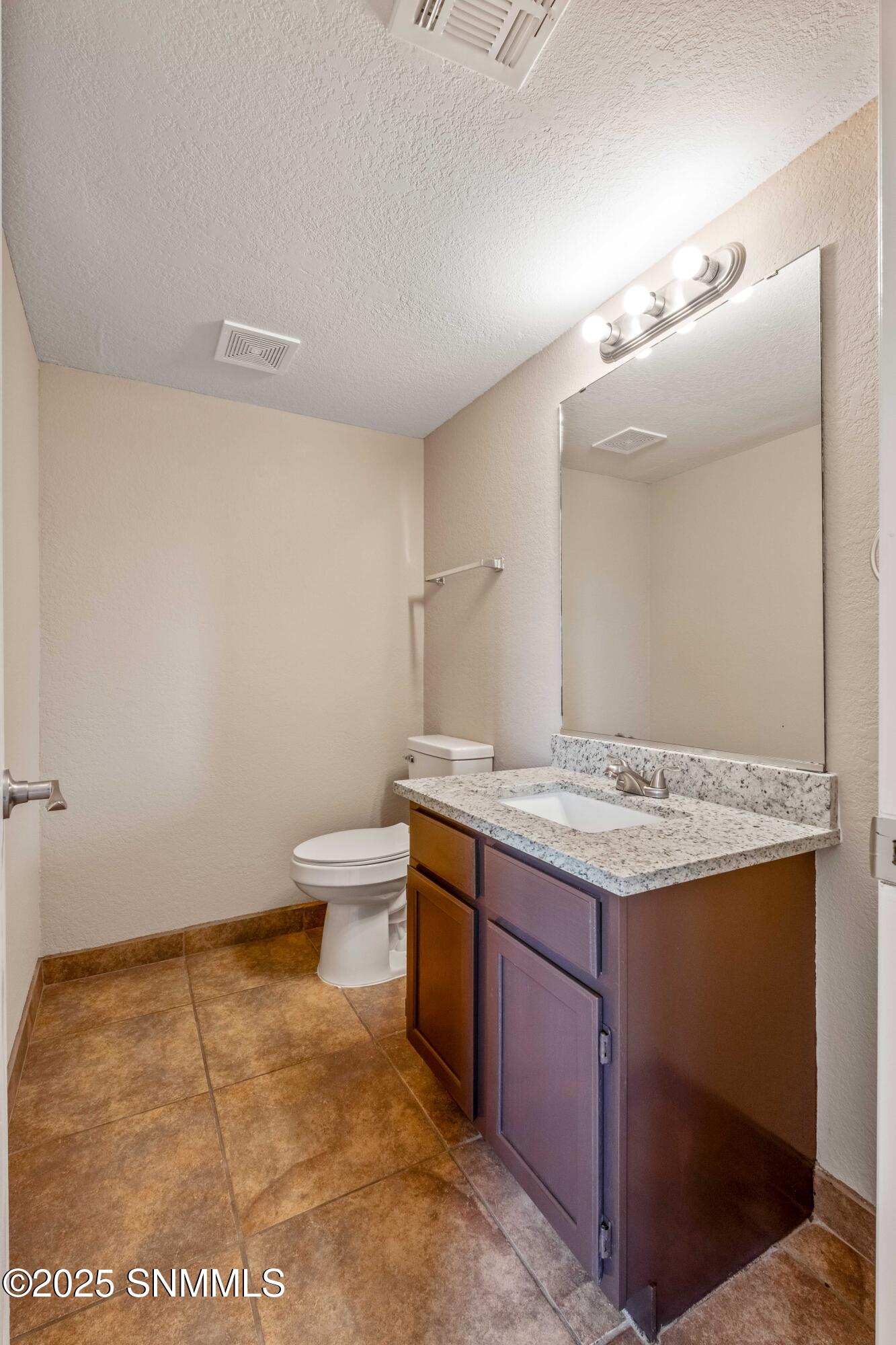 2081 Nehemiah Court Property Photo 12