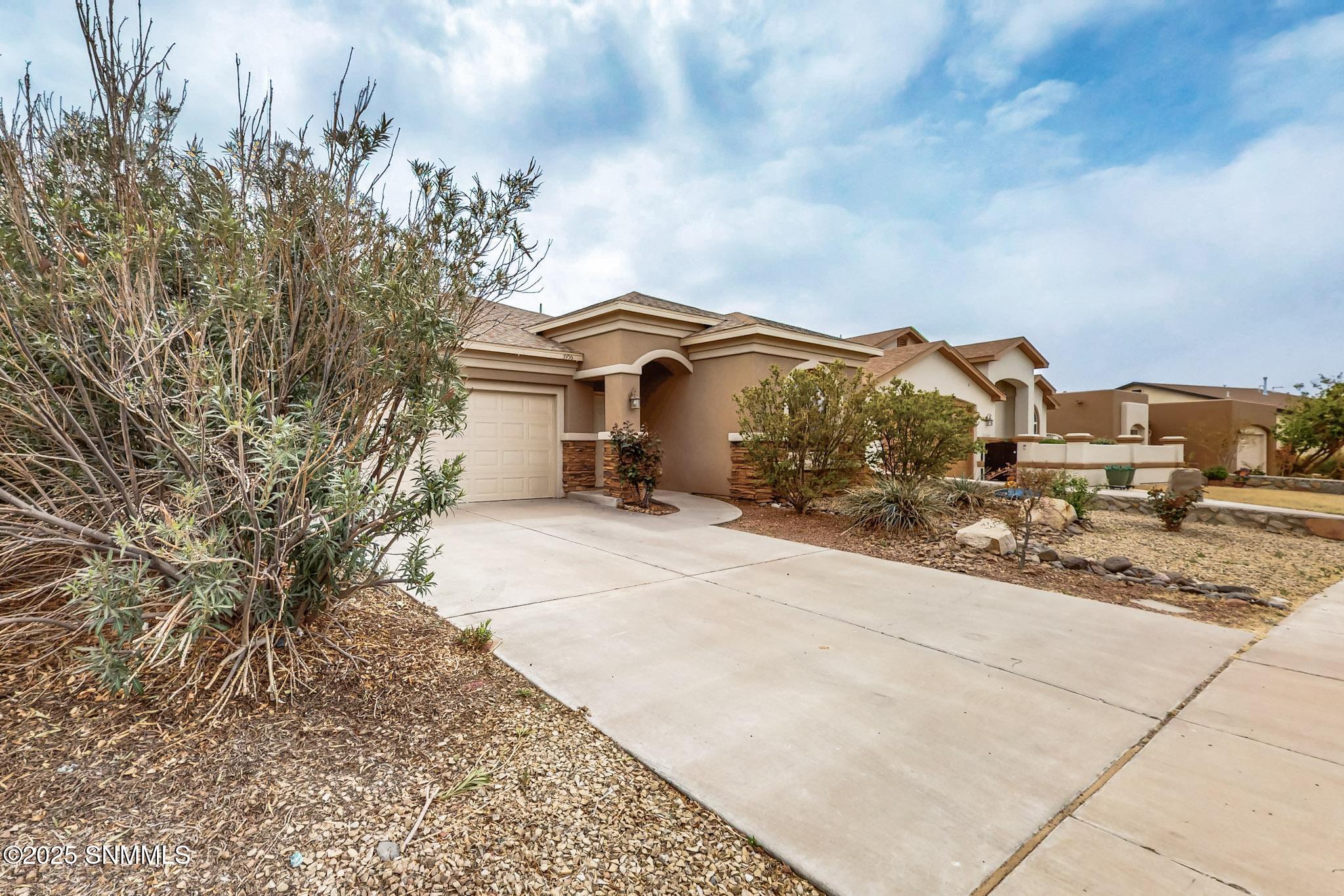 3956 Monte Lindo Court Property Photo 4