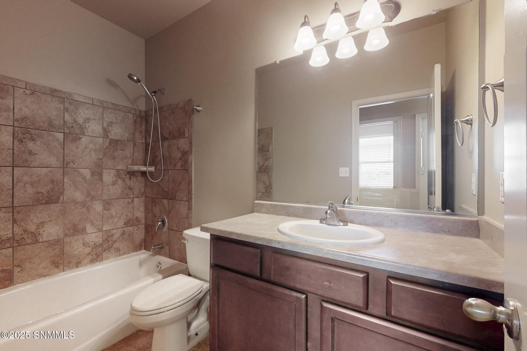 3956 Monte Lindo Court Property Photo 28