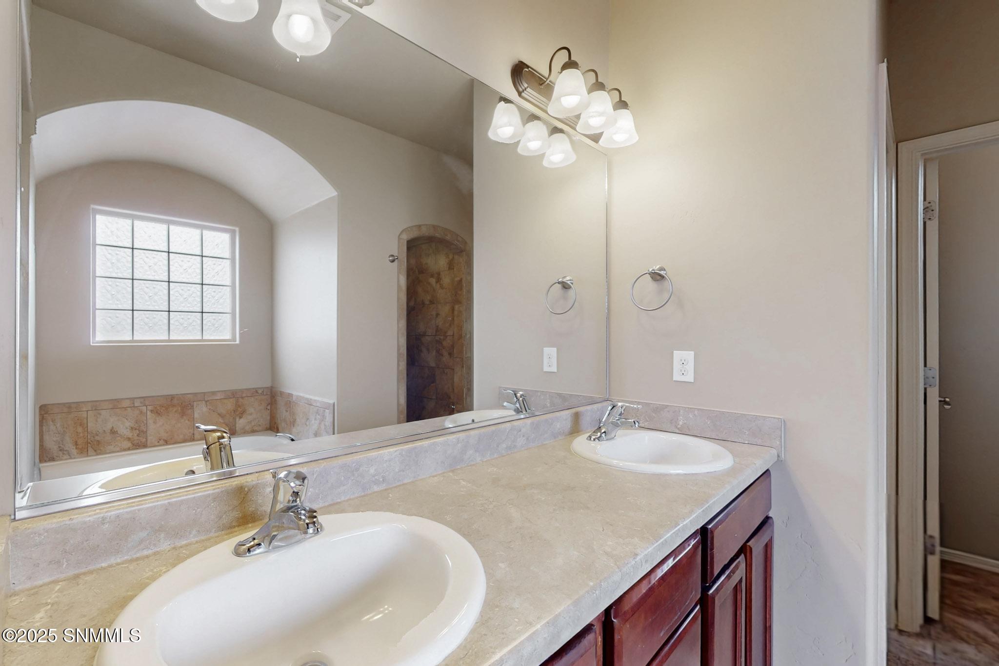 3956 Monte Lindo Court Property Photo 33