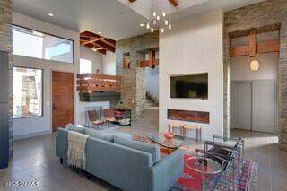 5555 Via Segura Property Photo 8