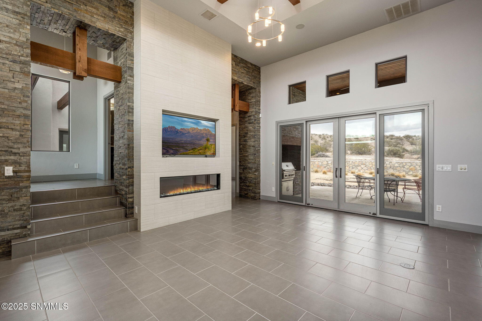 5555 Via Segura Property Photo 10
