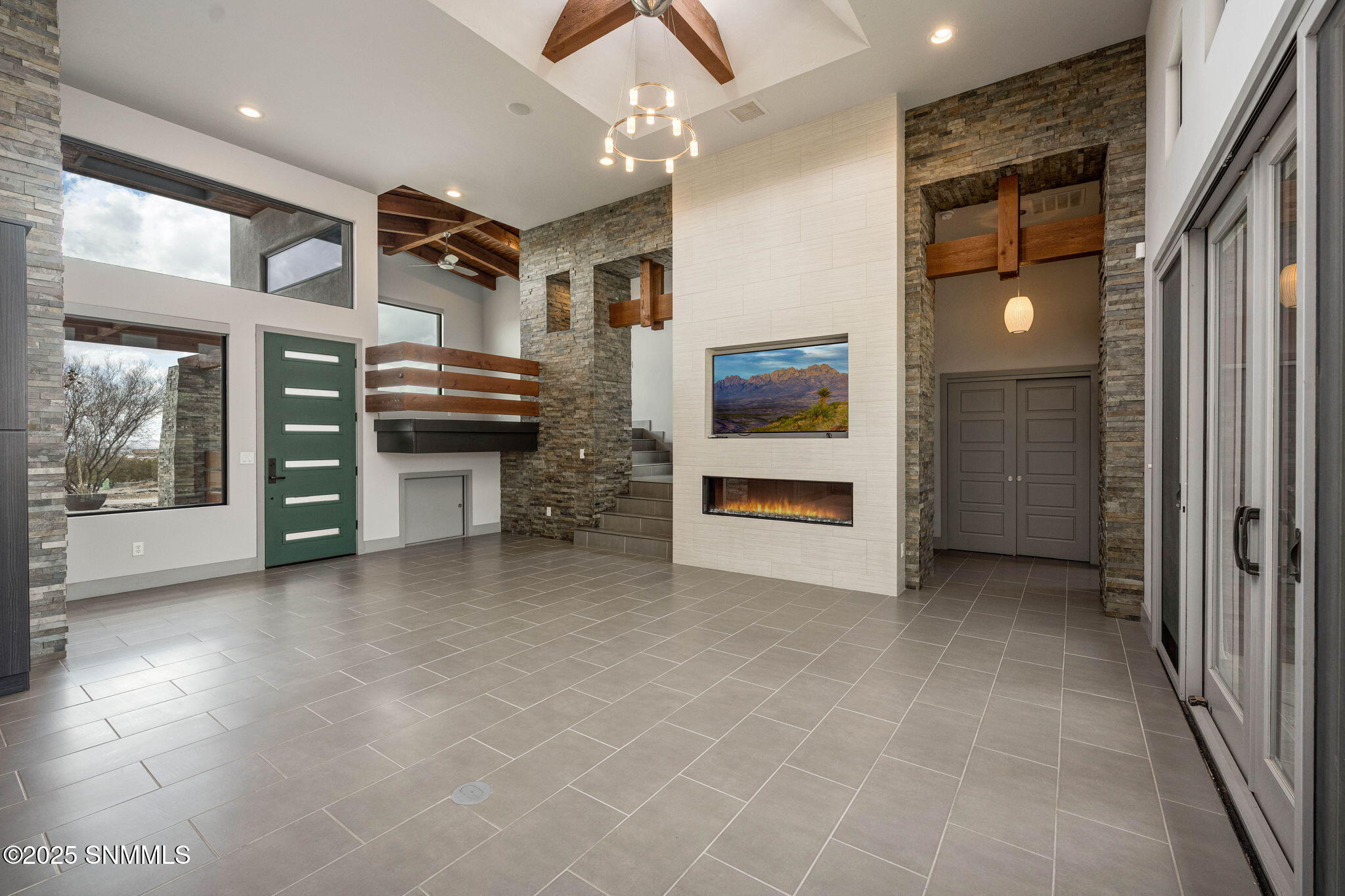 5555 Via Segura Property Photo 12