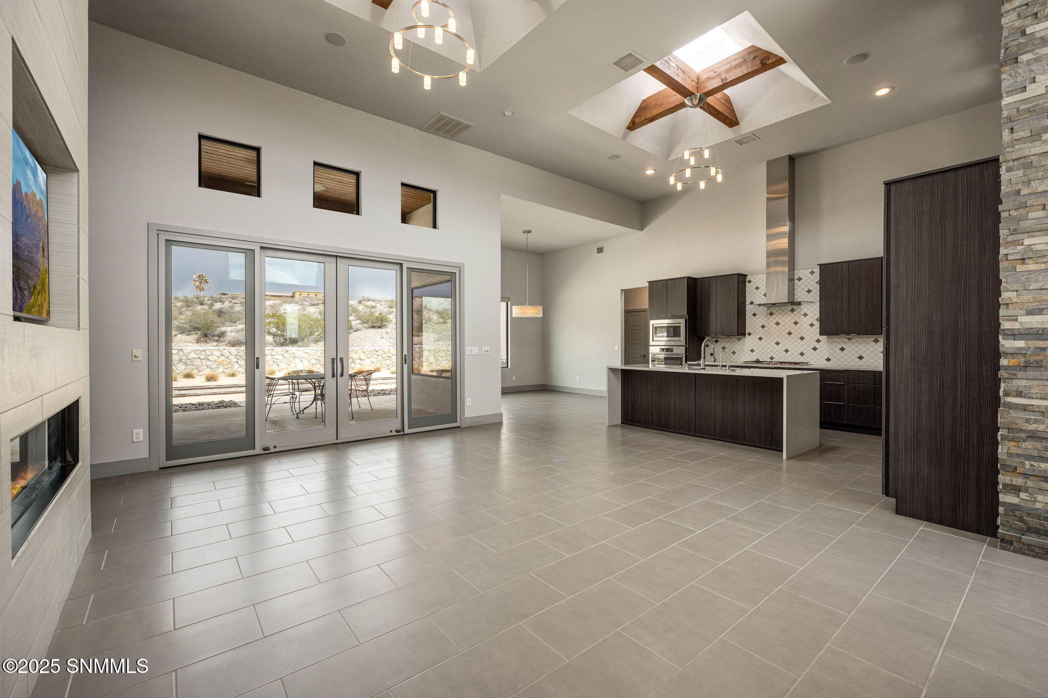 5555 Via Segura Property Photo 13