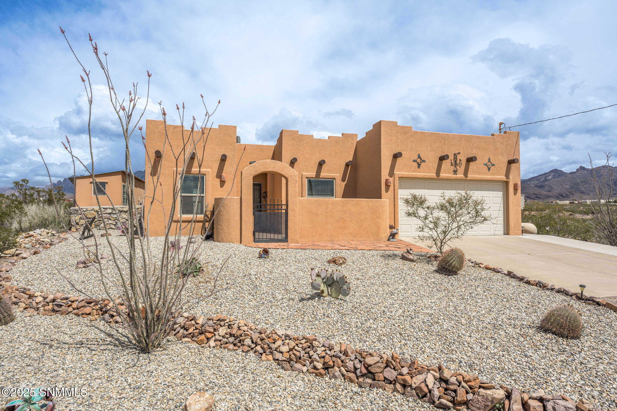 5125 Rock House Road Property Photo