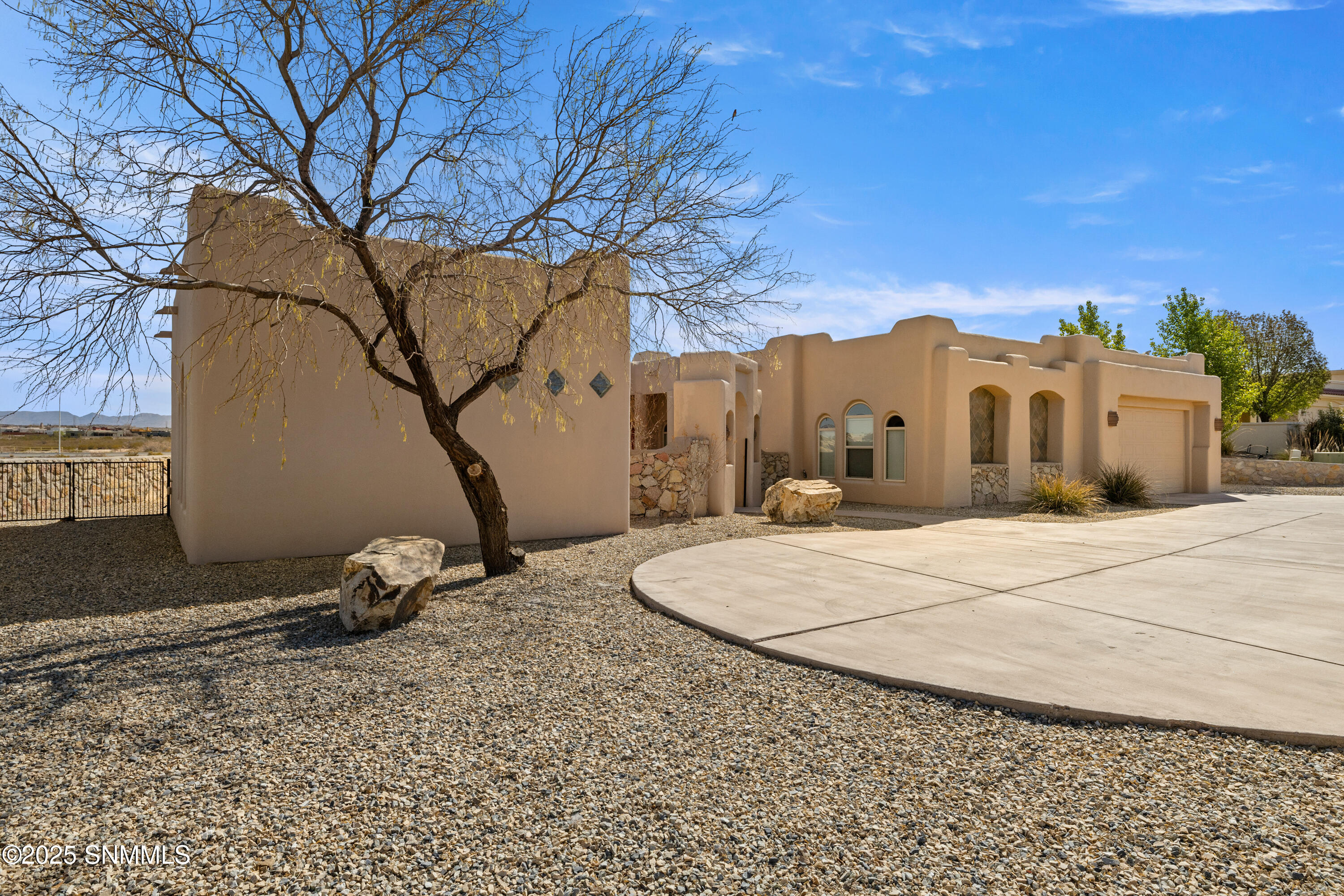 4272 Lyra Court Property Photo 6