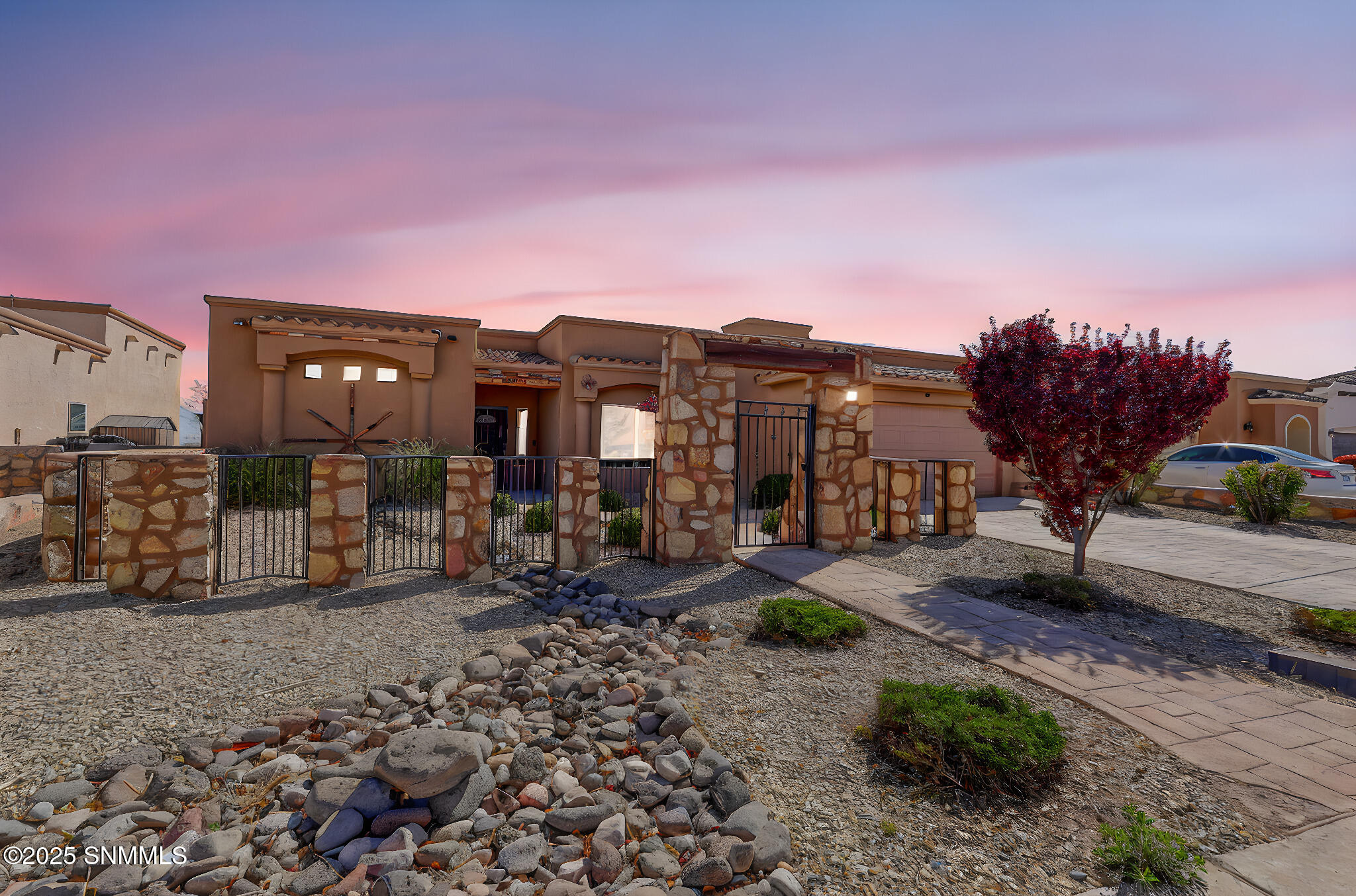 4447 Miramar Arc Property Photo 1