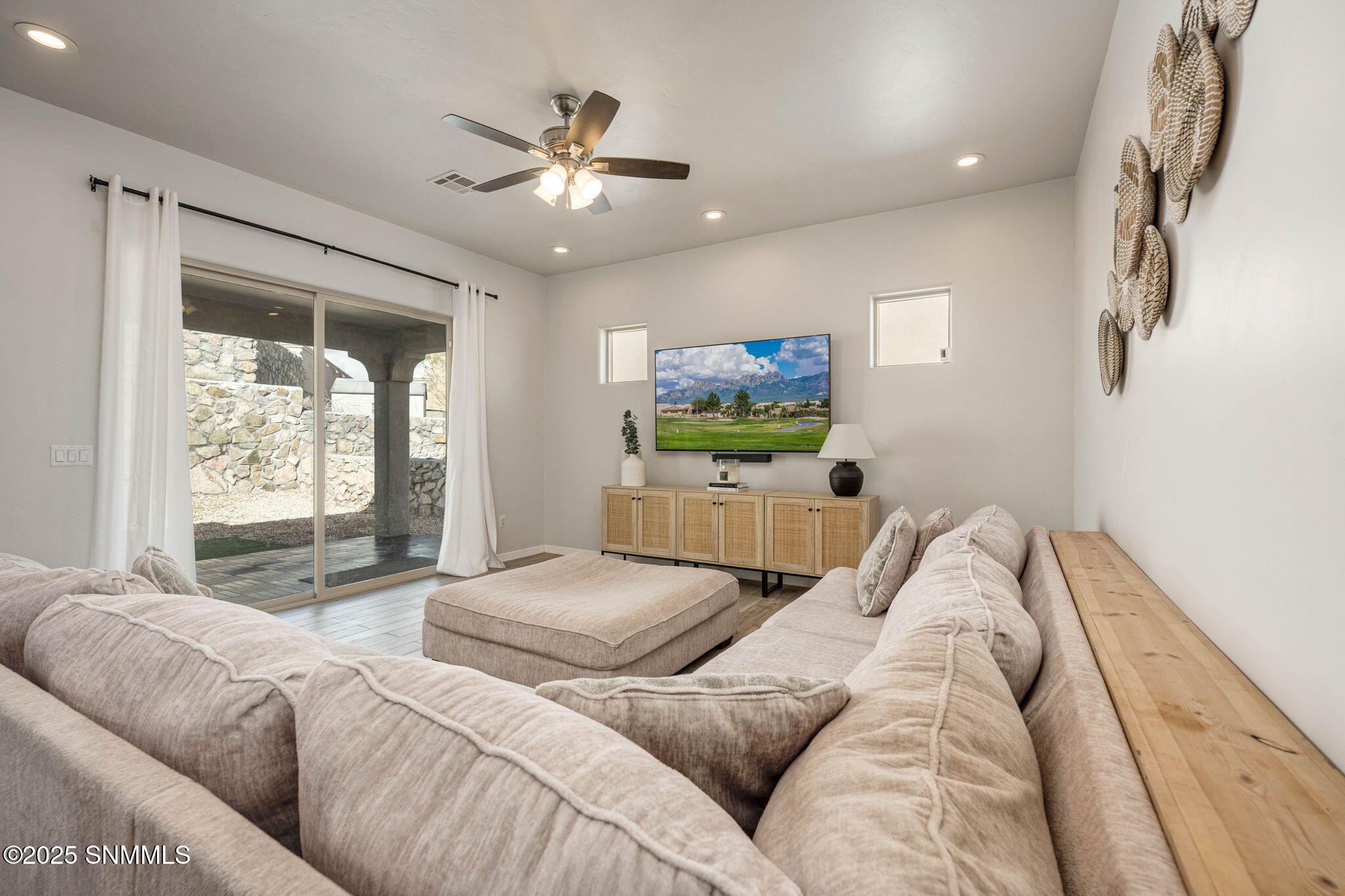 3126 Rio Arriza Loop Property Photo 8