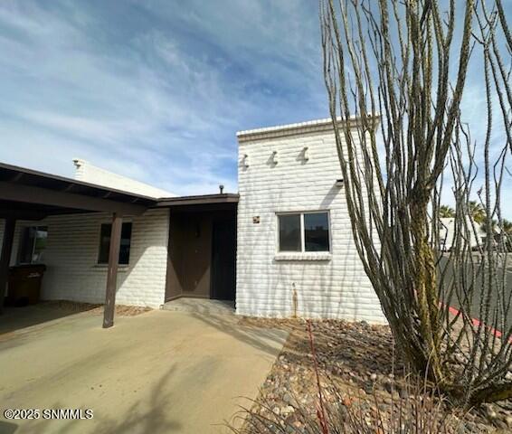 Somerset Villa Townhomes Real Estate Listings Main Image
