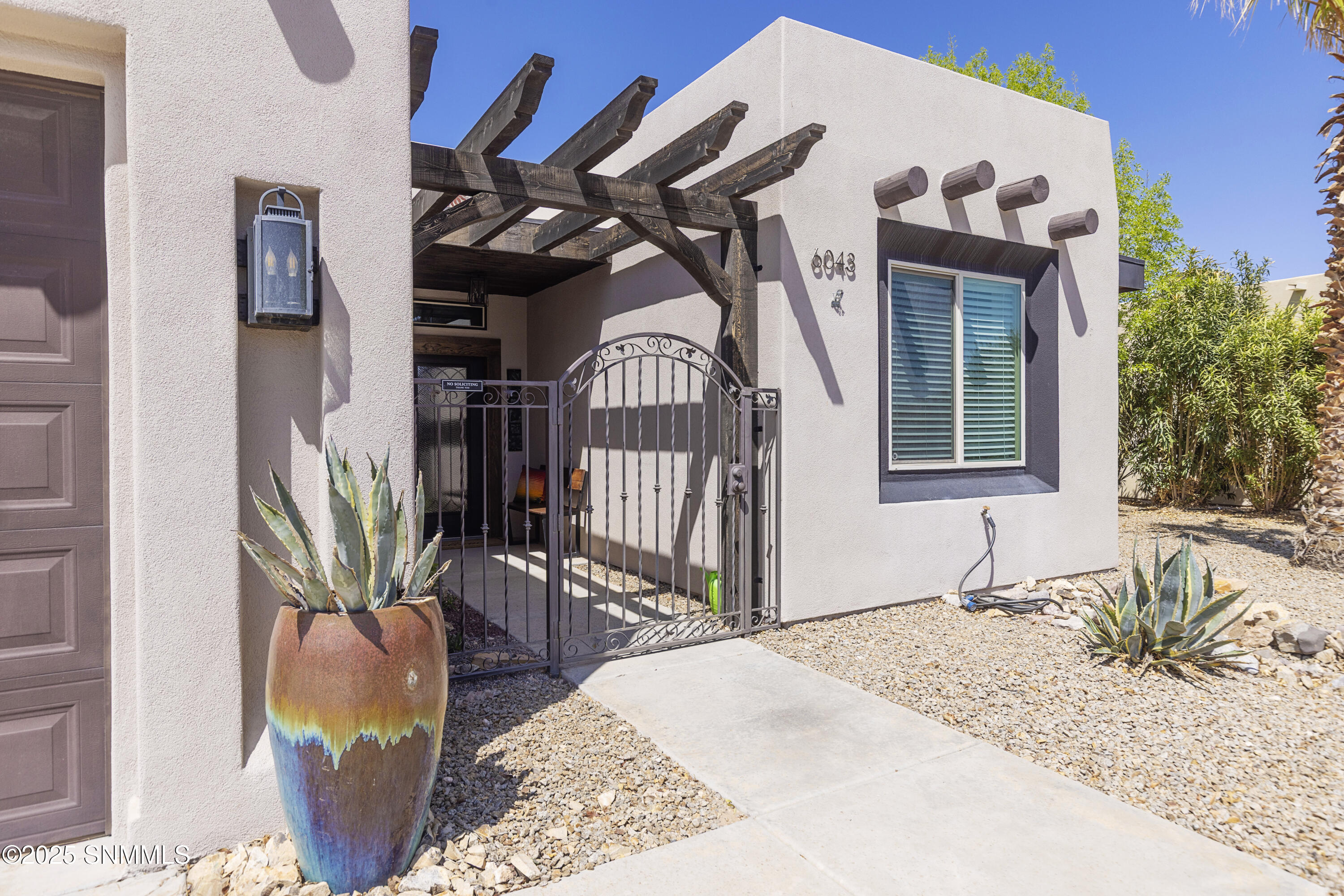 6043 Atlas Street Property Photo 6
