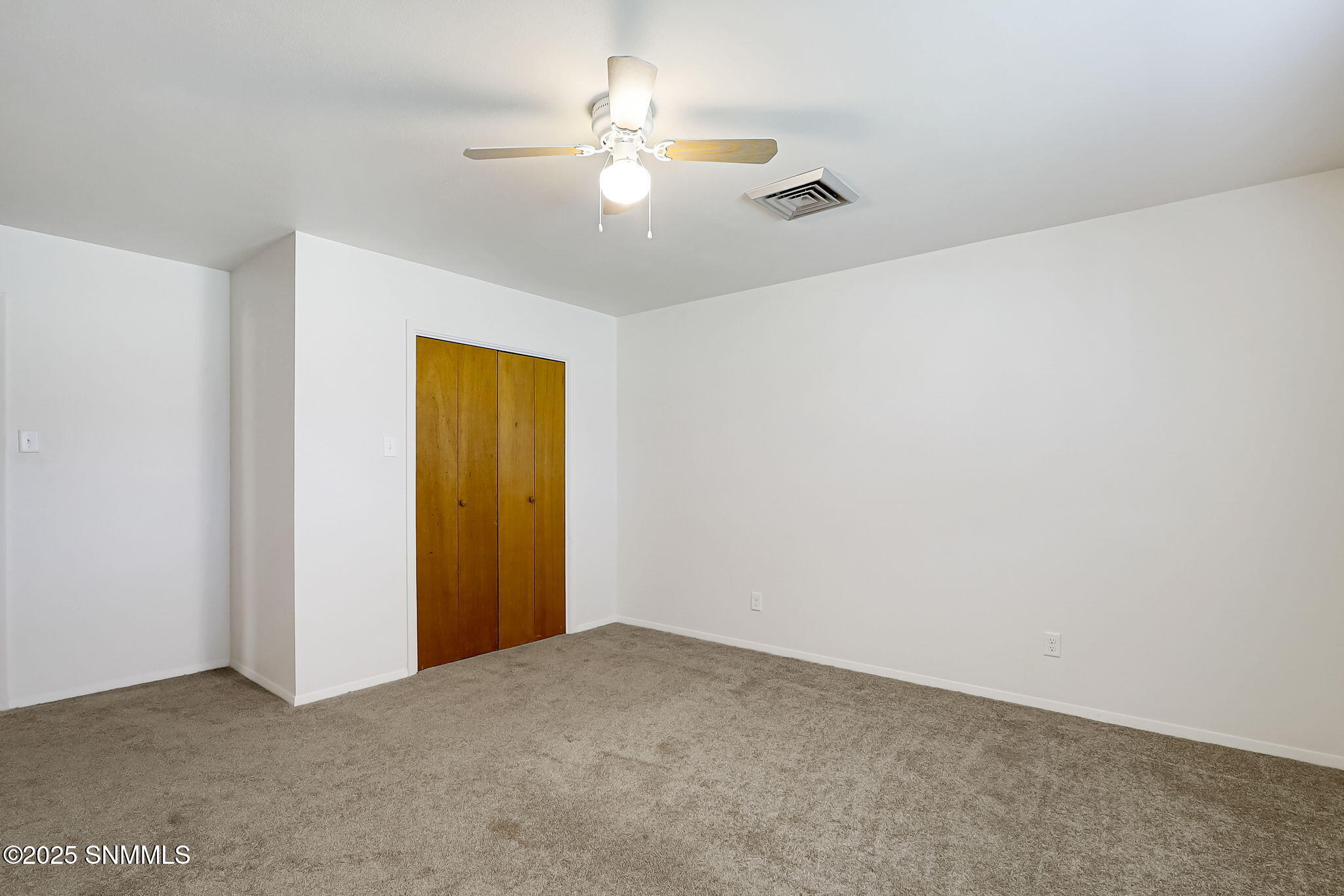 1734 S Fairacres Road Property Photo 10