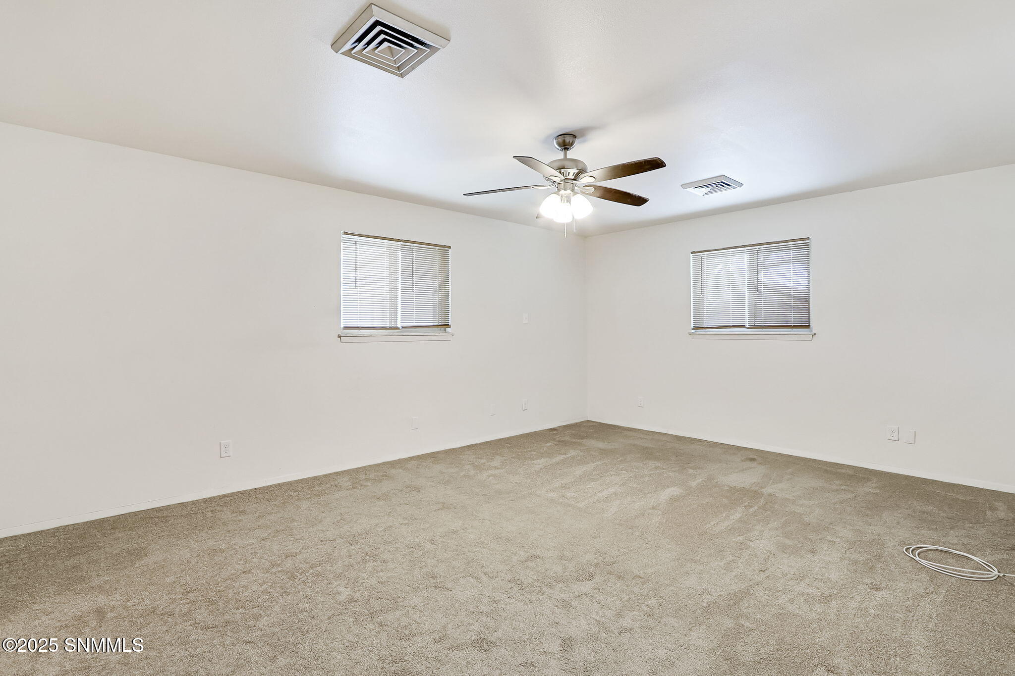 1734 S Fairacres Road Property Photo 12