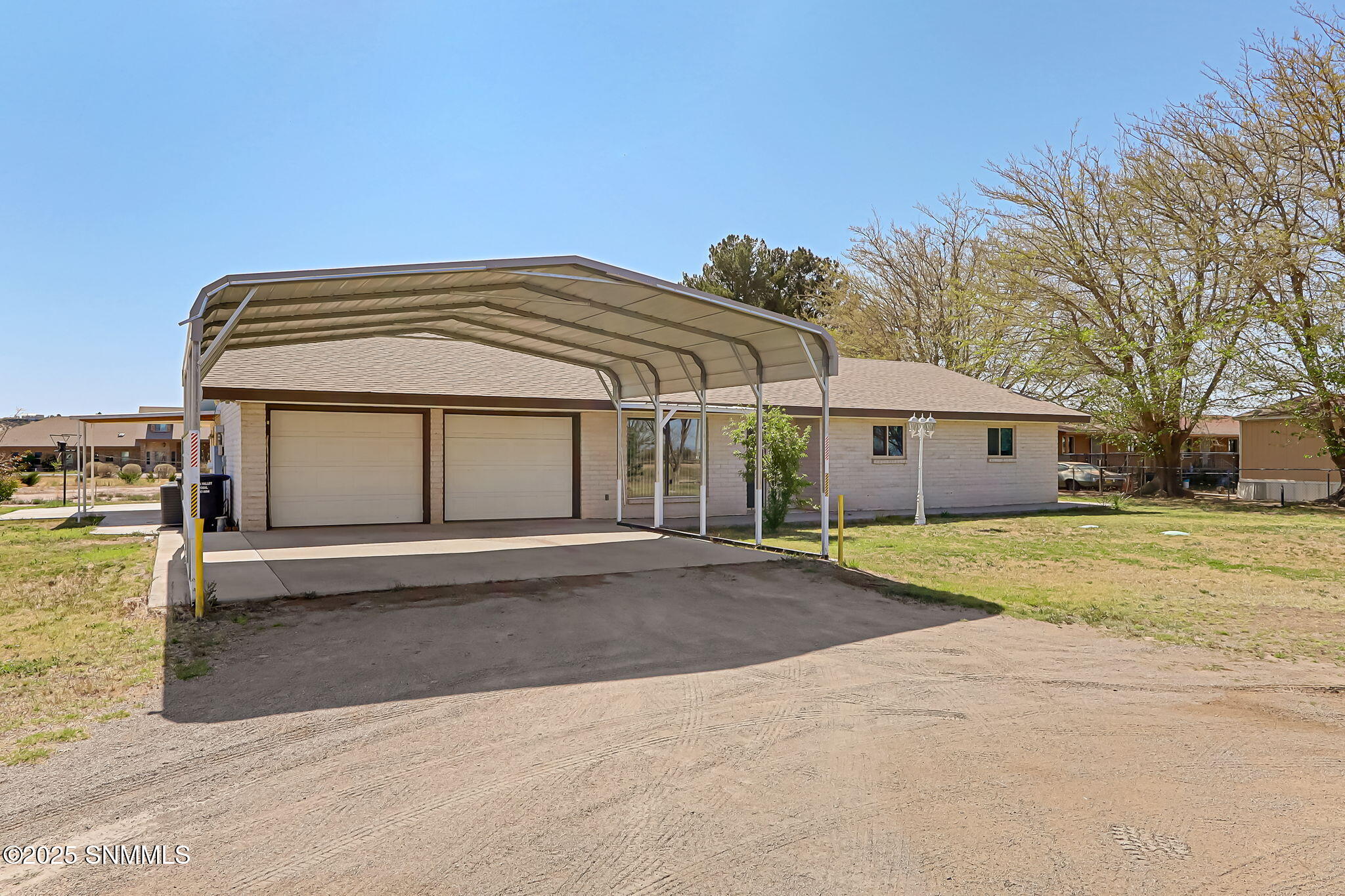 1734 S Fairacres Road Property Photo 46