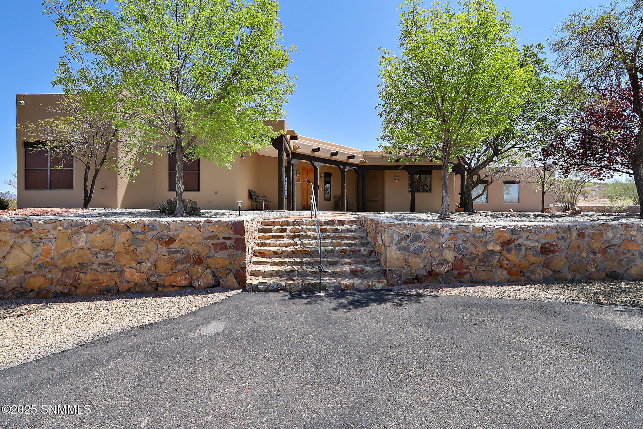 5635 Charles Russell Road Property Photo 3