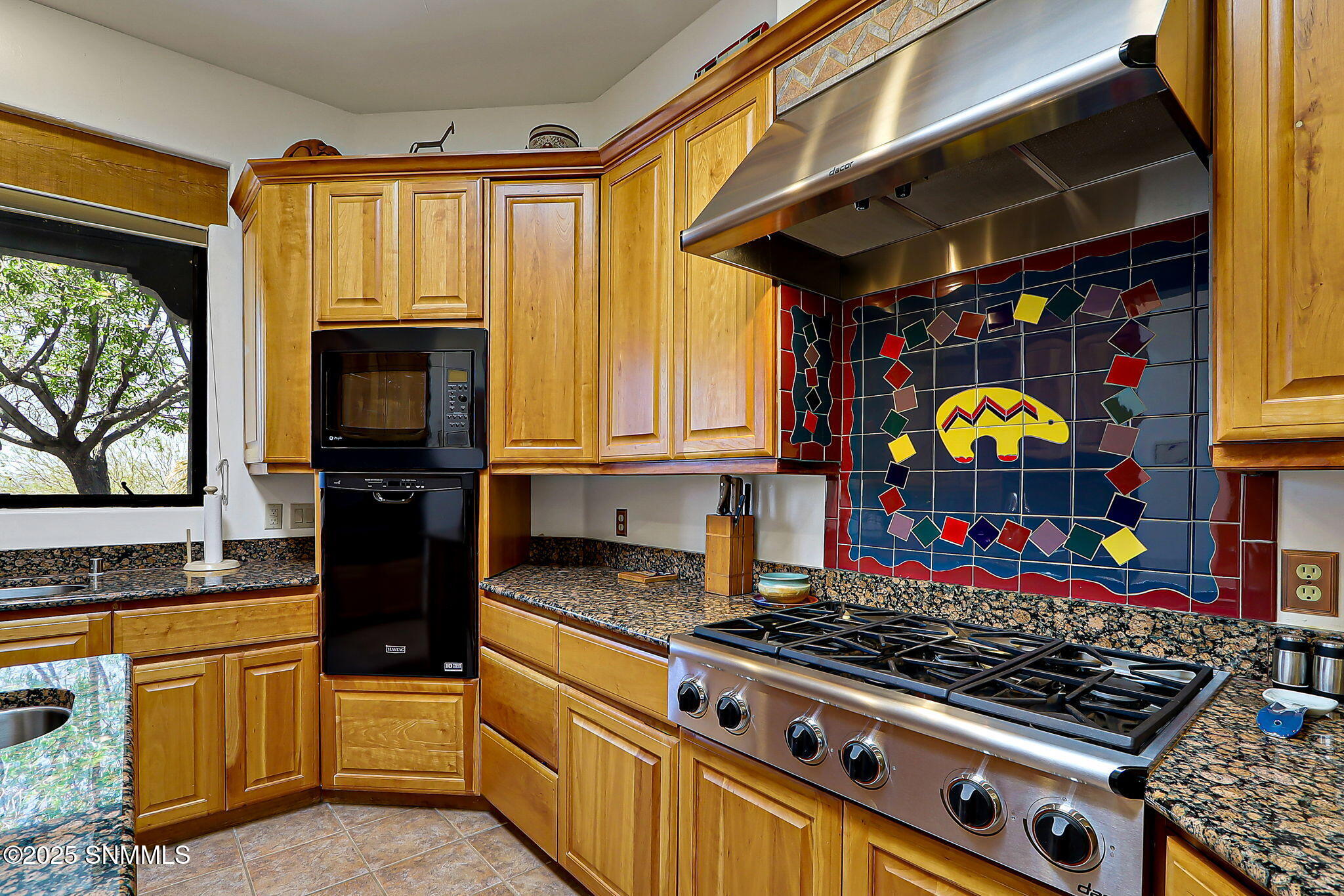 5635 Charles Russell Road Property Photo 28