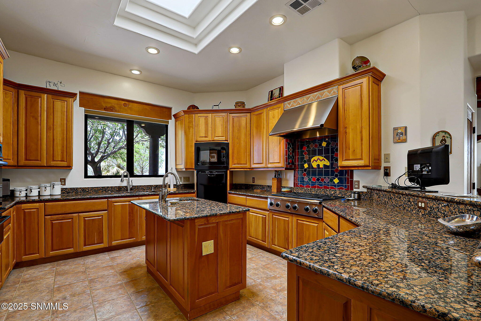 5635 Charles Russell Road Property Photo 32
