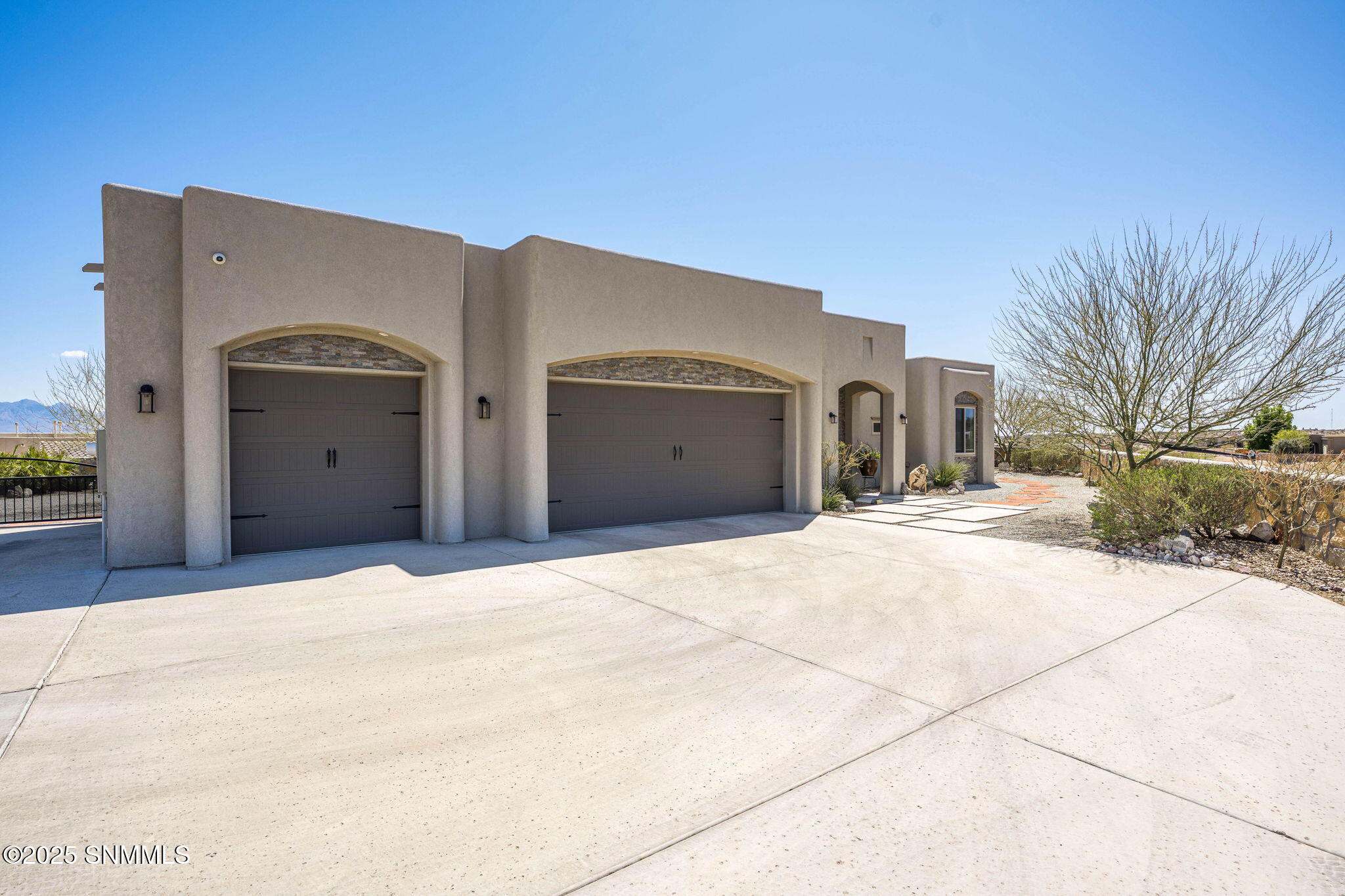 10300 Tuscany Drive Property Photo