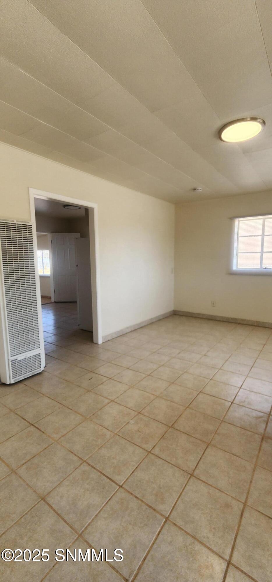 1206 W Hall Avenue Property Photo 14