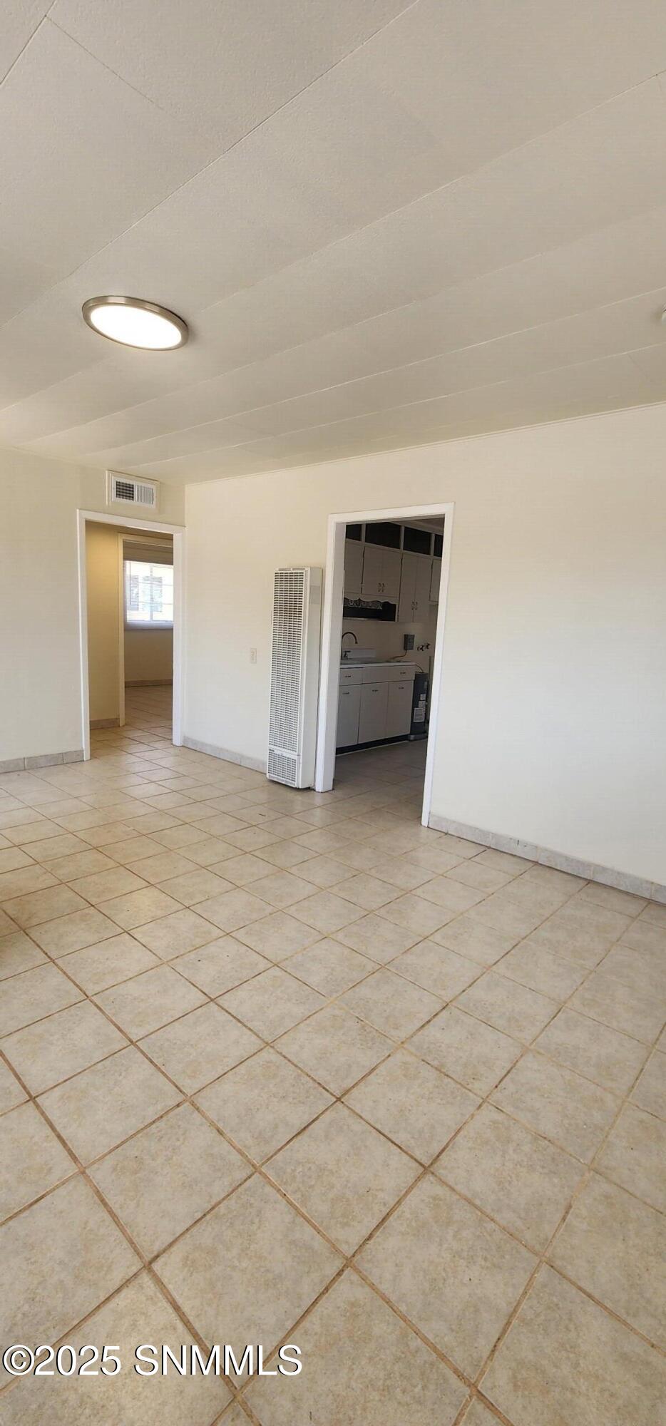 1206 W Hall Avenue Property Photo 15