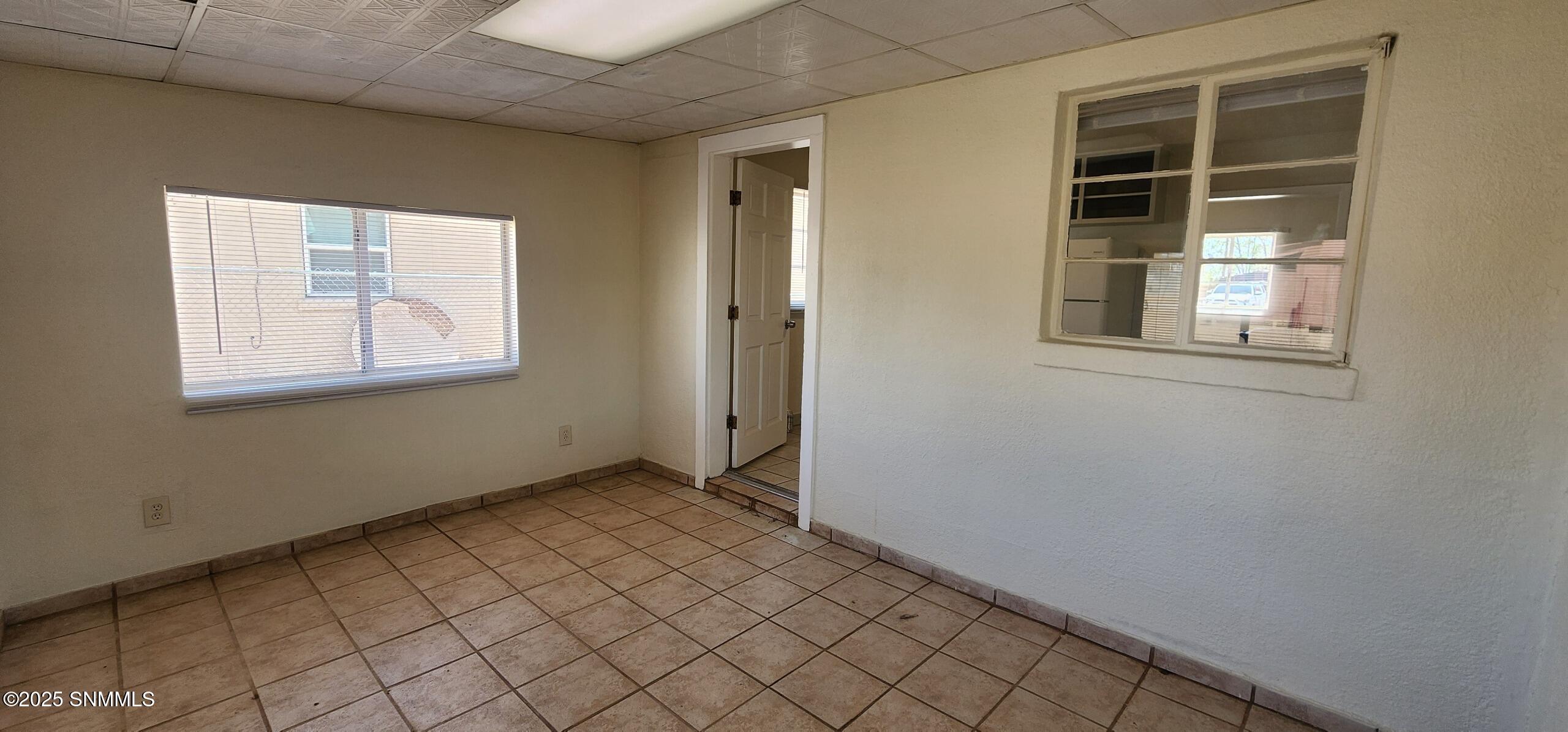 1206 W Hall Avenue Property Photo 19