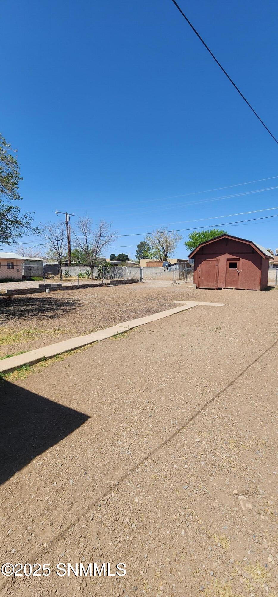 1206 W Hall Avenue Property Photo 23
